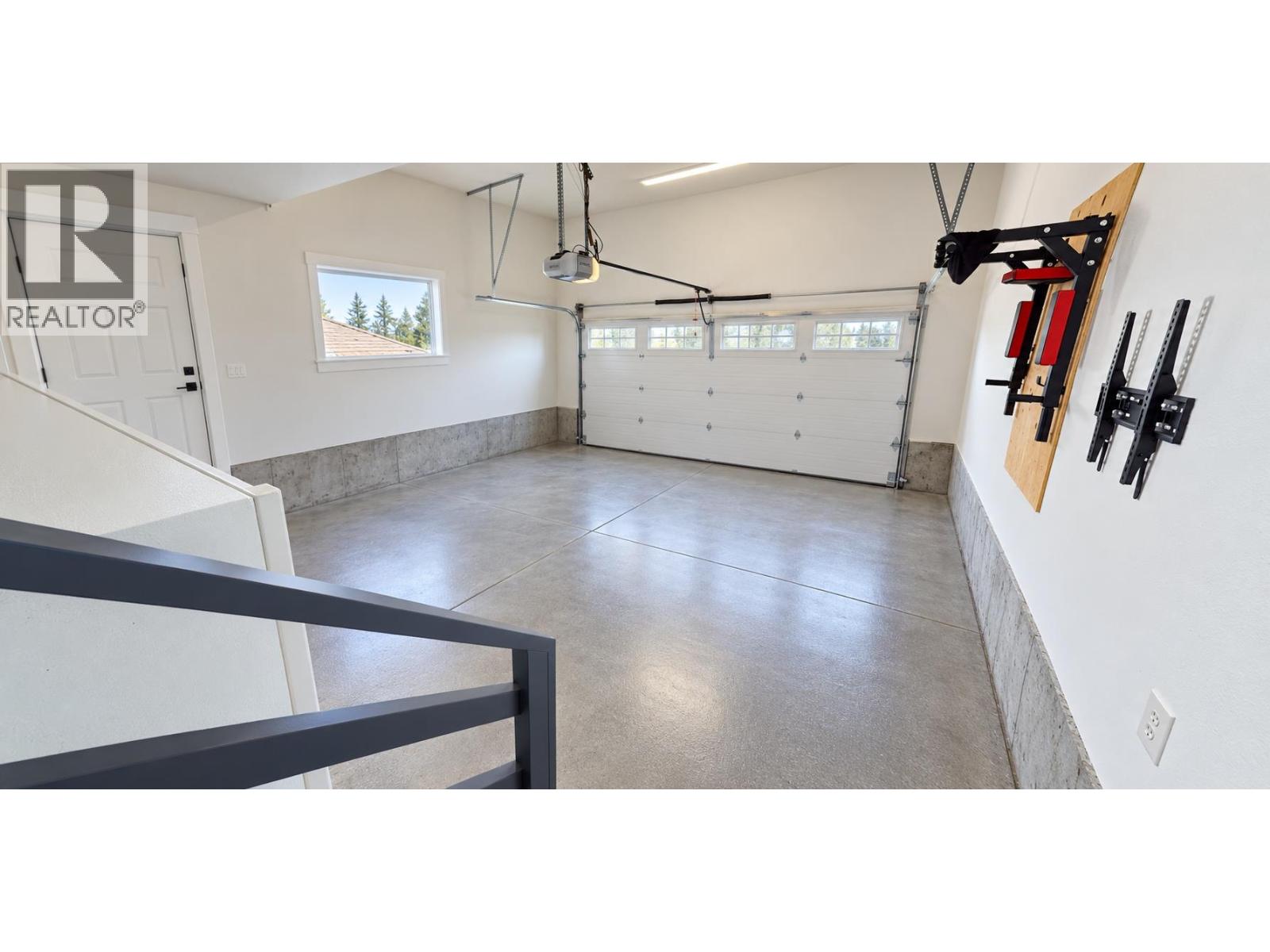 670 Cassiar Road, Kelowna, British Columbia  V1V 1M6 - Photo 40 - 10399039