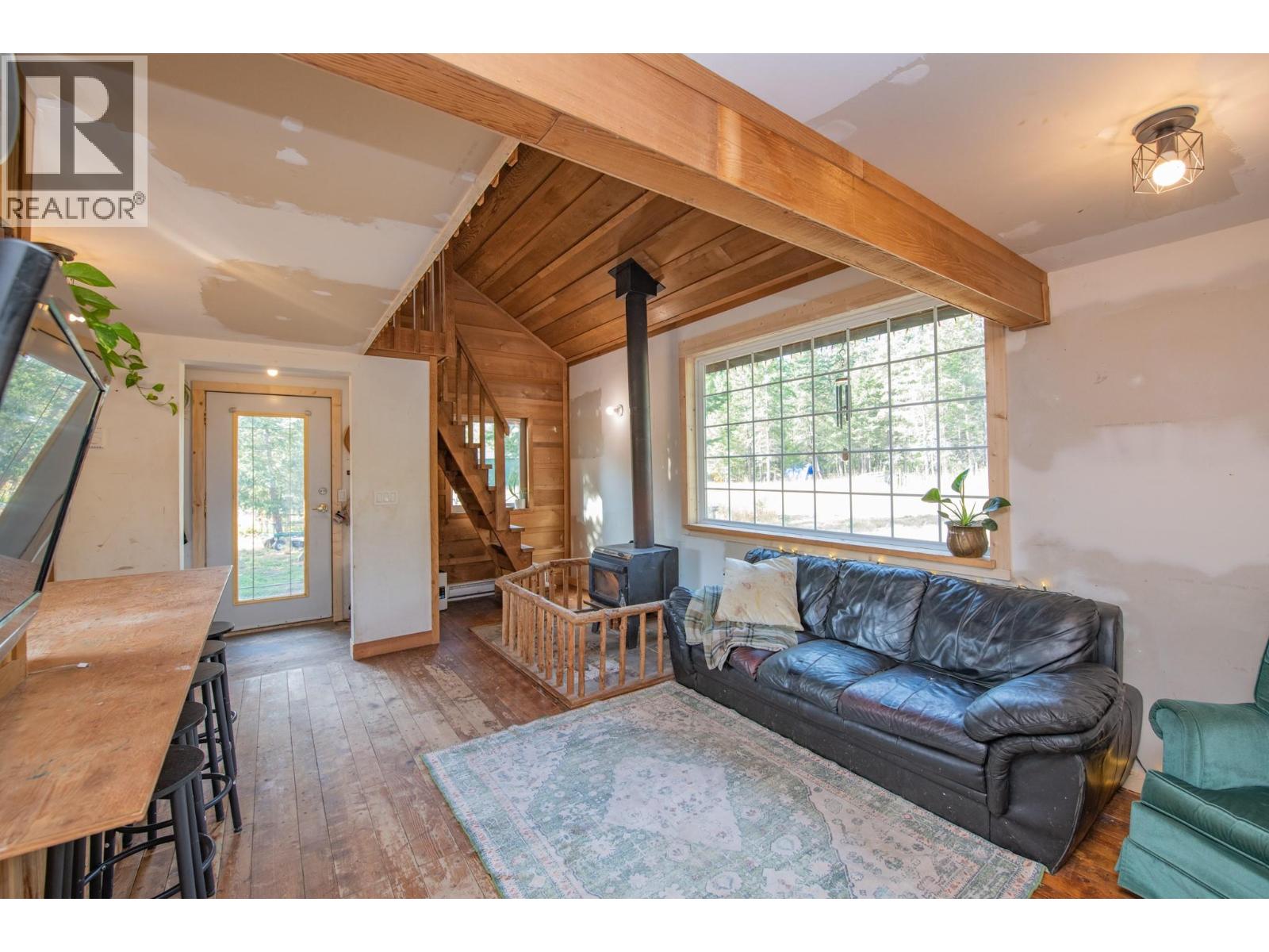 180 Selkirk View Road, Edgewood, British Columbia  V0G 1J0 - Photo 18 - 10398871