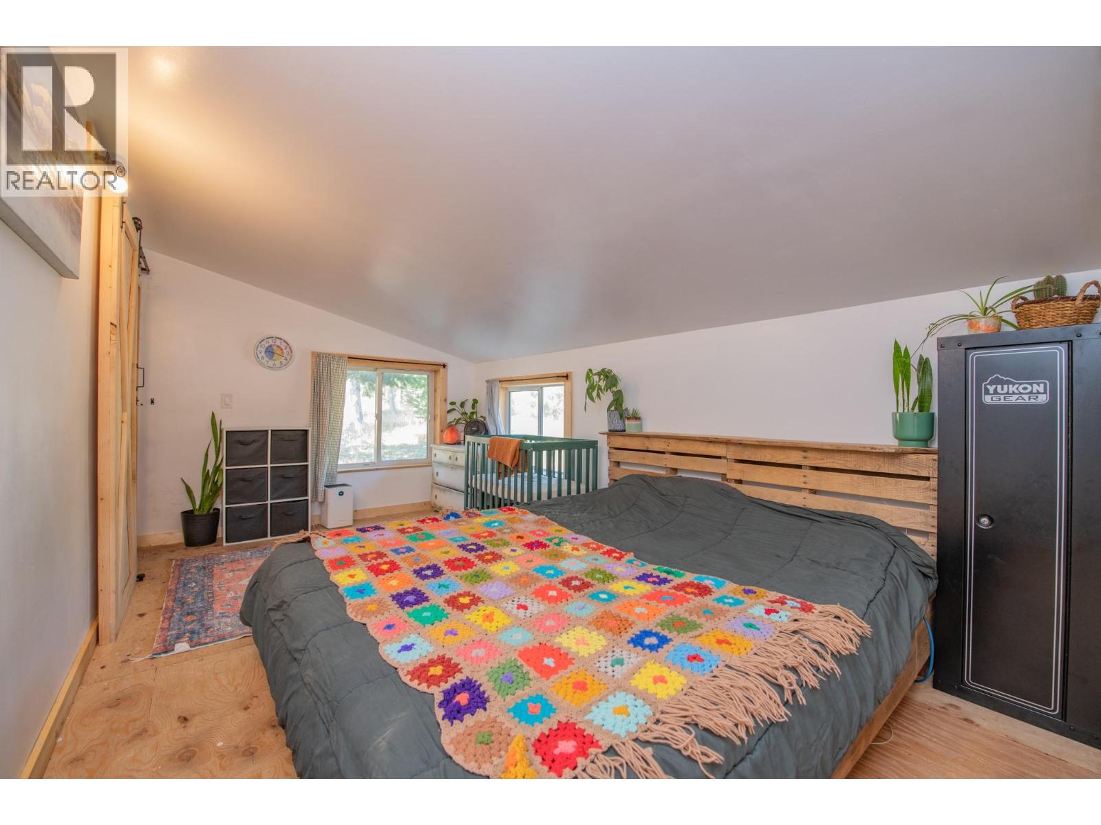 180 Selkirk View Road, Edgewood, British Columbia  V0G 1J0 - Photo 27 - 10398871