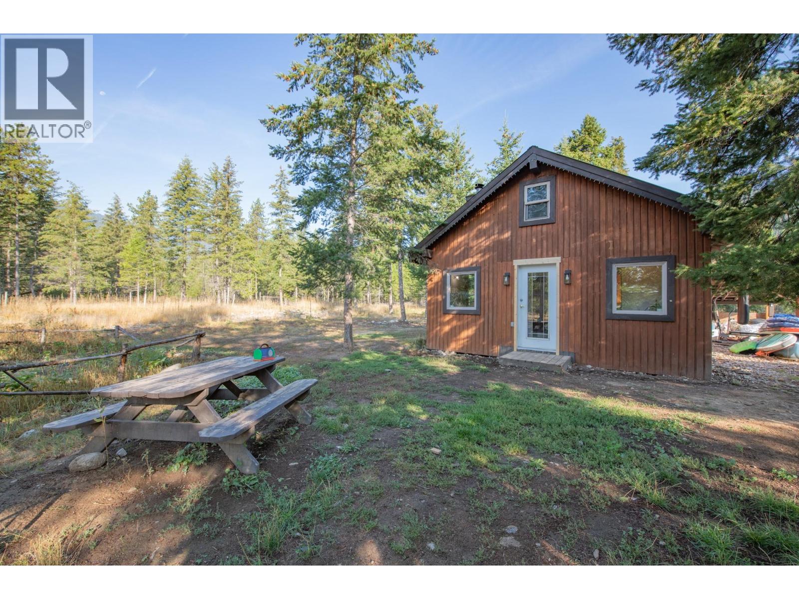180 Selkirk View Road, Edgewood, British Columbia  V0G 1J0 - Photo 36 - 10398871