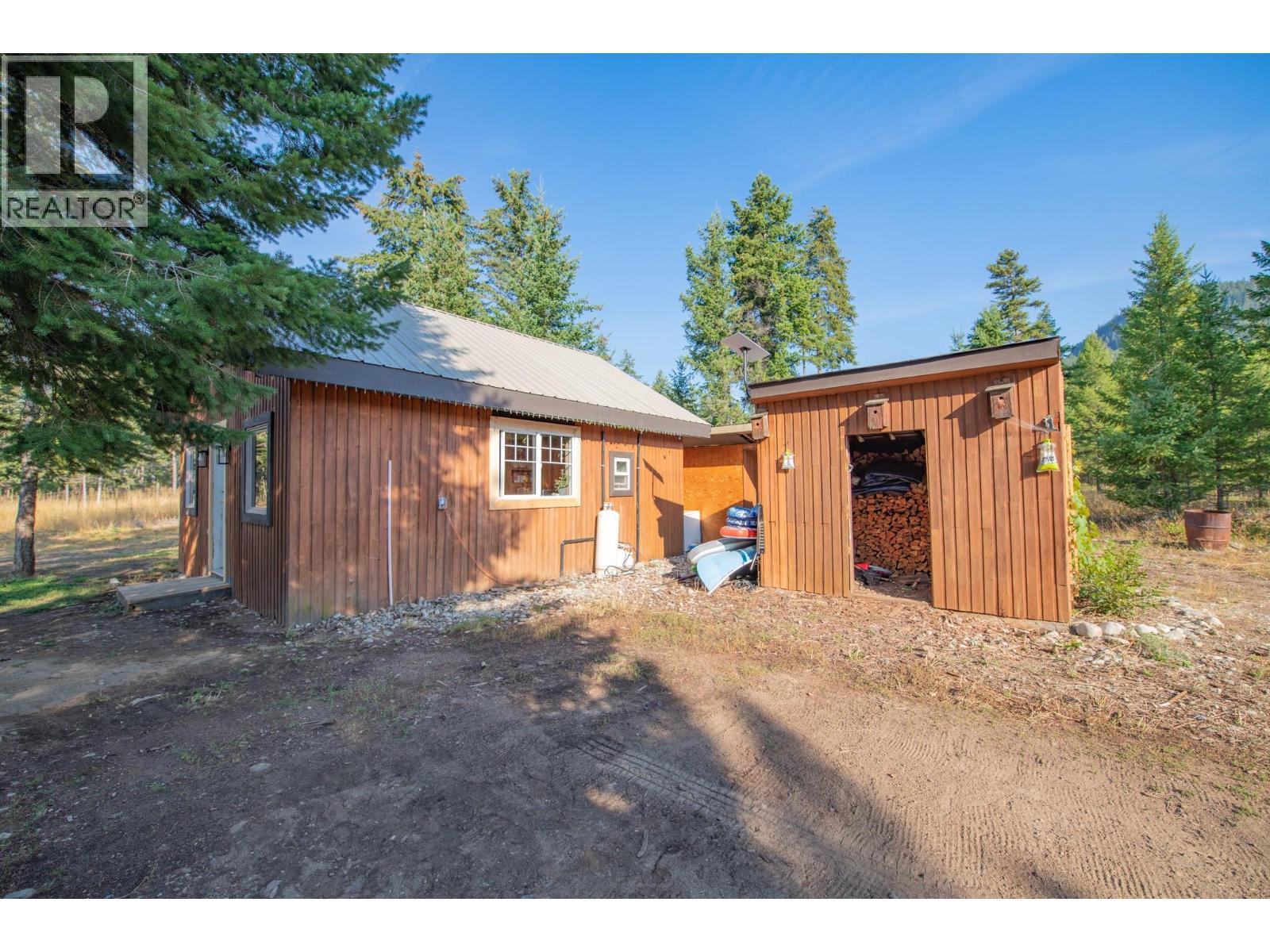 180 Selkirk View Road, Edgewood, British Columbia  V0G 1J0 - Photo 37 - 10398871