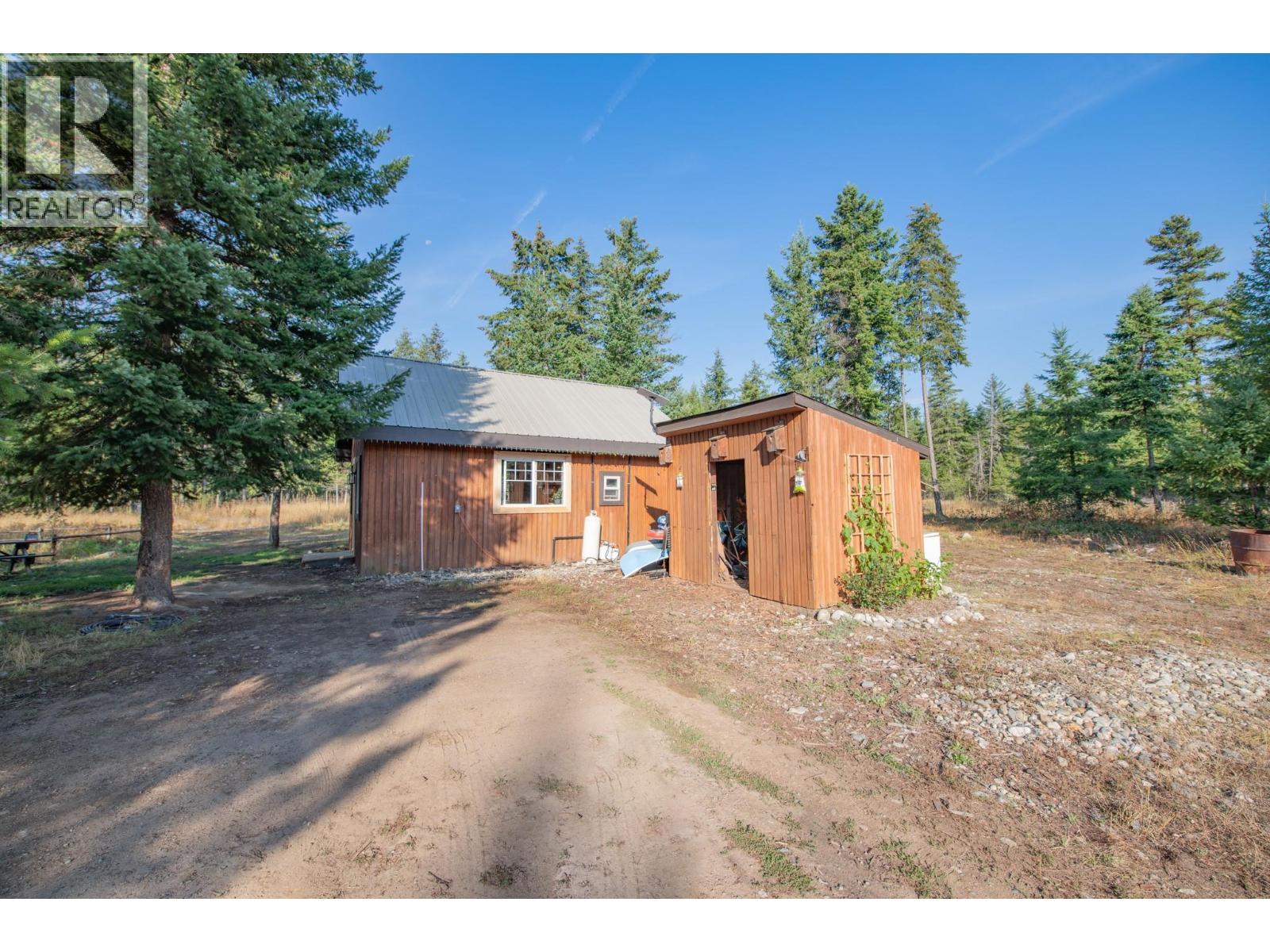 180 Selkirk View Road, Edgewood, British Columbia  V0G 1J0 - Photo 39 - 10398871