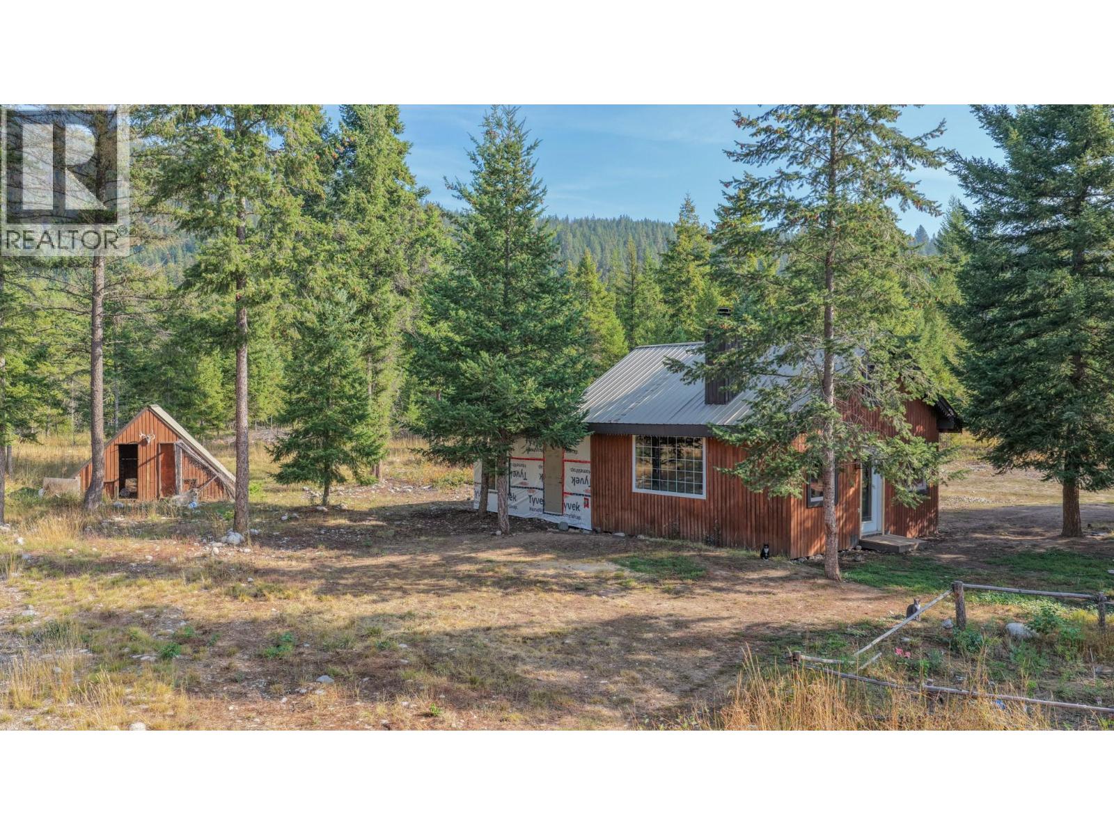 180 Selkirk View Road, Edgewood, British Columbia  V0G 1J0 - Photo 42 - 10398871