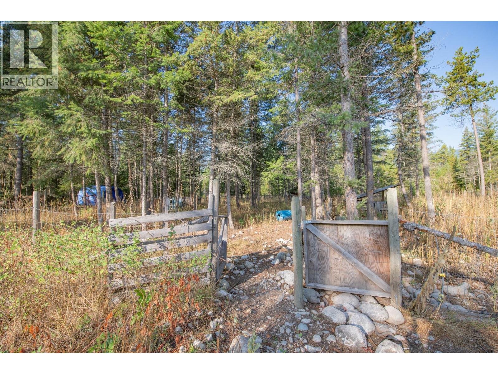 180 Selkirk View Road, Edgewood, British Columbia  V0G 1J0 - Photo 60 - 10398871
