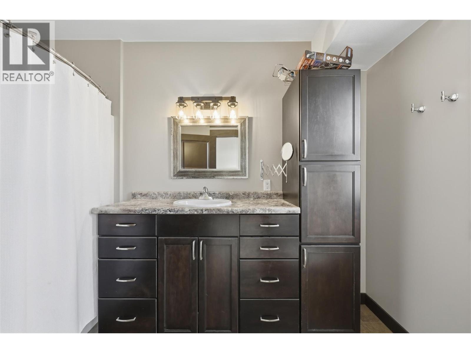 5385 Rodeo Drive, Kamloops, British Columbia  V1S 2A3 - Photo 22 - 10399722
