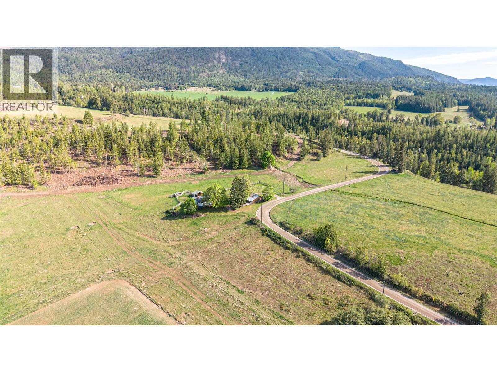 43 Sigalet Road, Lumby, British Columbia  V0E 2G6 - Photo 36 - 10399527