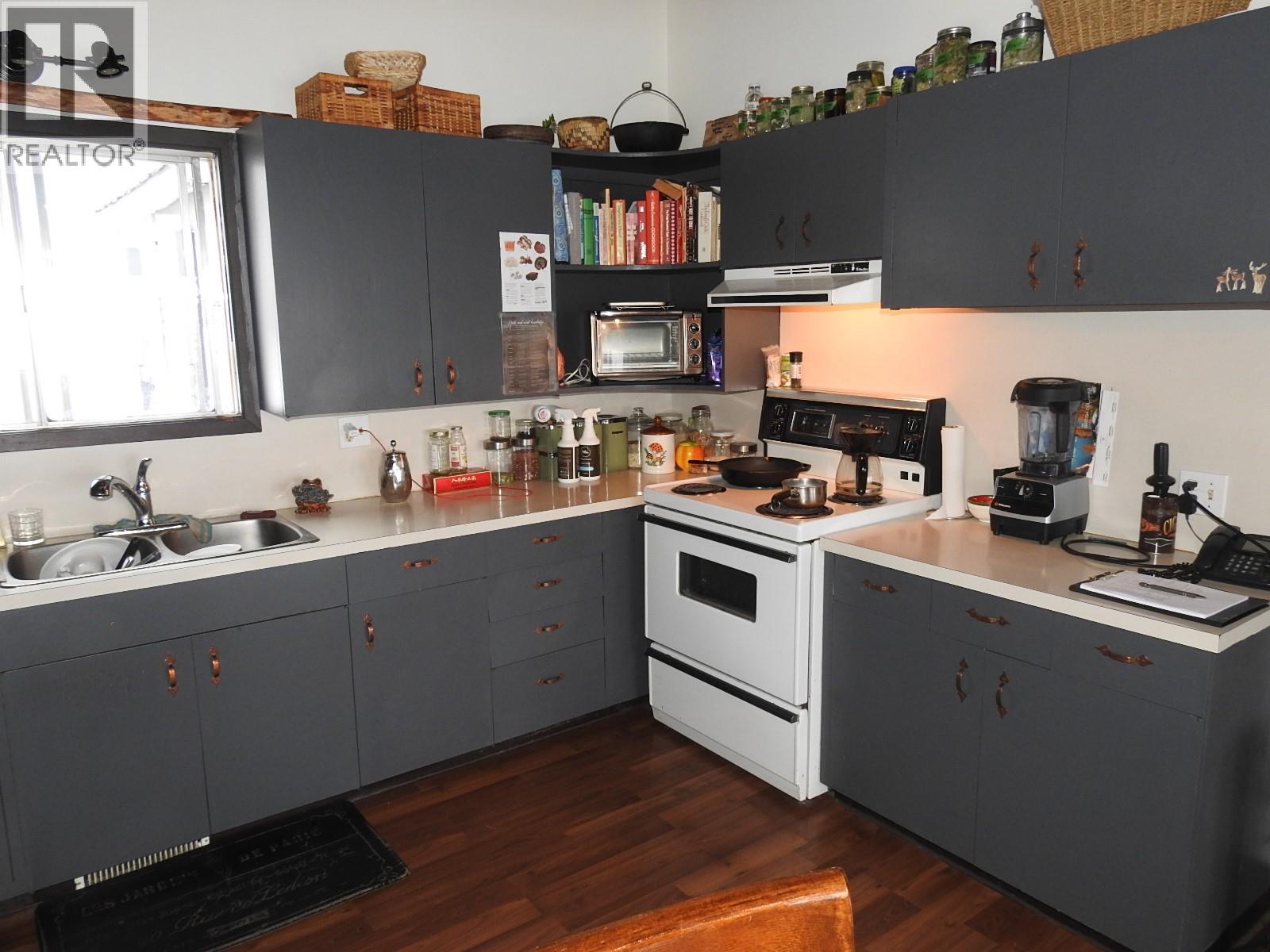 43 Sigalet Road, Lumby, British Columbia  V0E 2G6 - Photo 43 - 10399527
