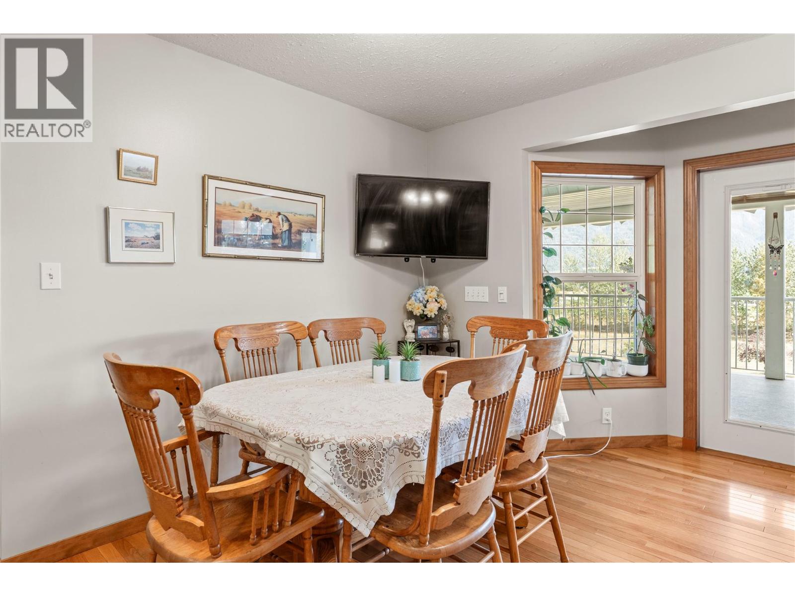 6778 97a Highway, Grindrod, British Columbia  V0E 1V0 - Photo 21 - 10399774