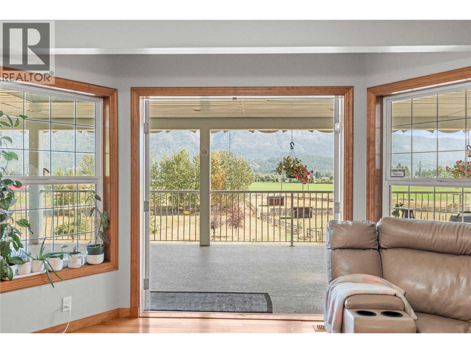 6778 97a Highway, Grindrod, British Columbia  V0E 1V0 - Photo 23 - 10399774