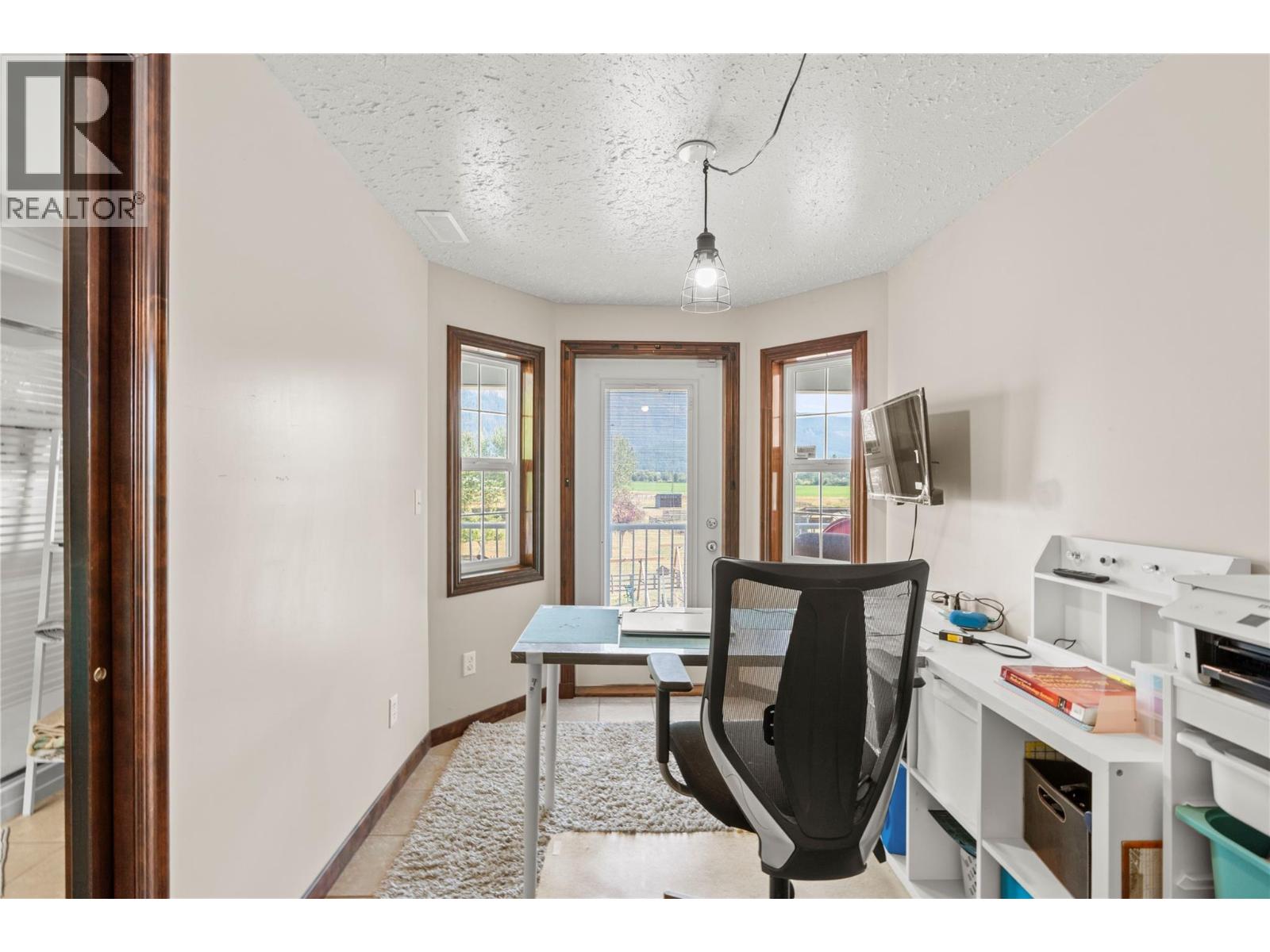 6778 97a Highway, Grindrod, British Columbia  V0E 1V0 - Photo 46 - 10399774