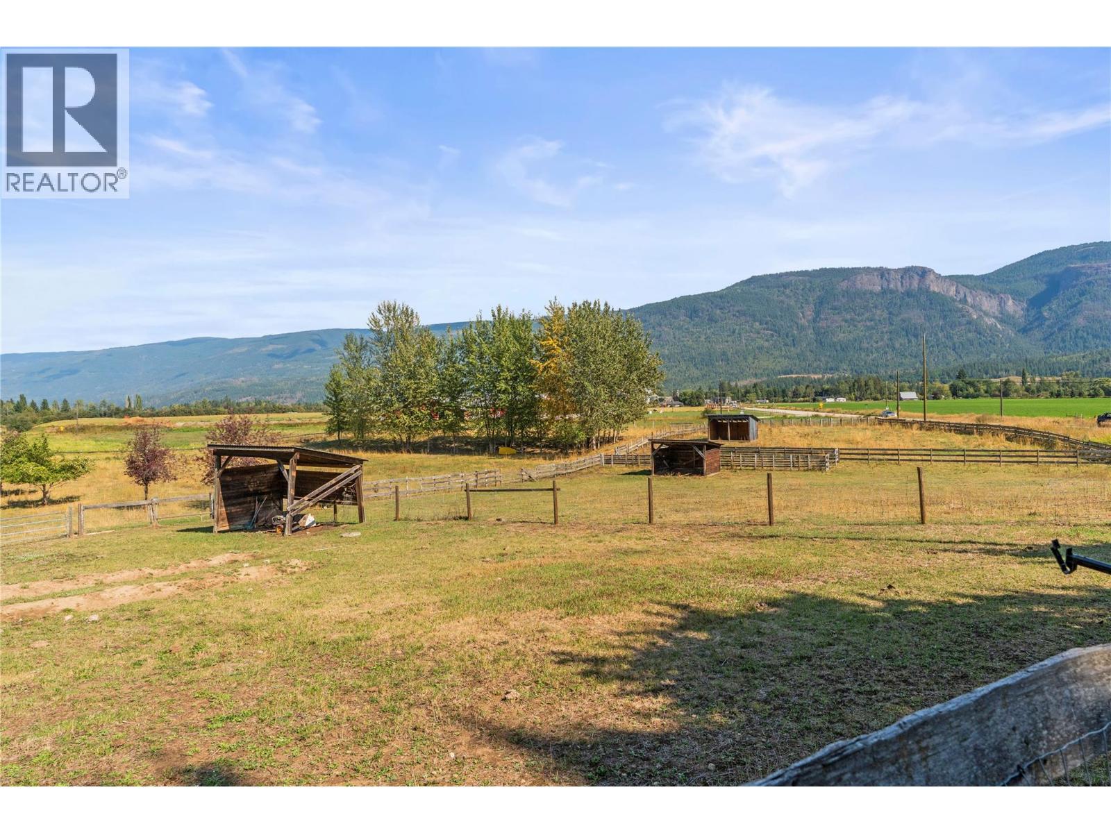 6778 97a Highway, Grindrod, British Columbia  V0E 1V0 - Photo 64 - 10399774
