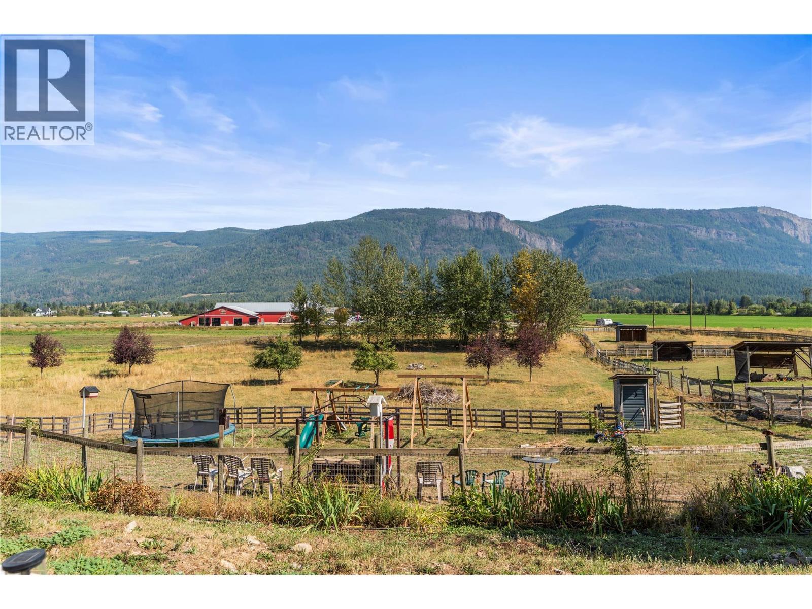 6778 97a Highway, Grindrod, British Columbia  V0E 1V0 - Photo 73 - 10399774