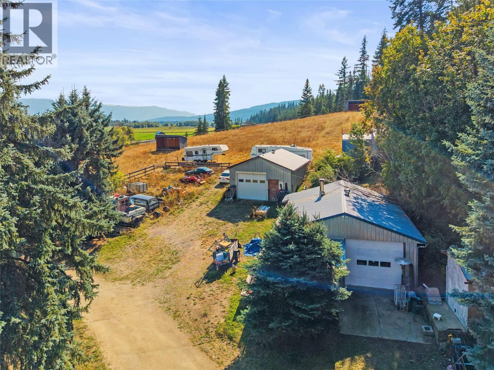 6778 97a Highway, Grindrod, British Columbia  V0E 1V0 - Photo 80 - 10399774