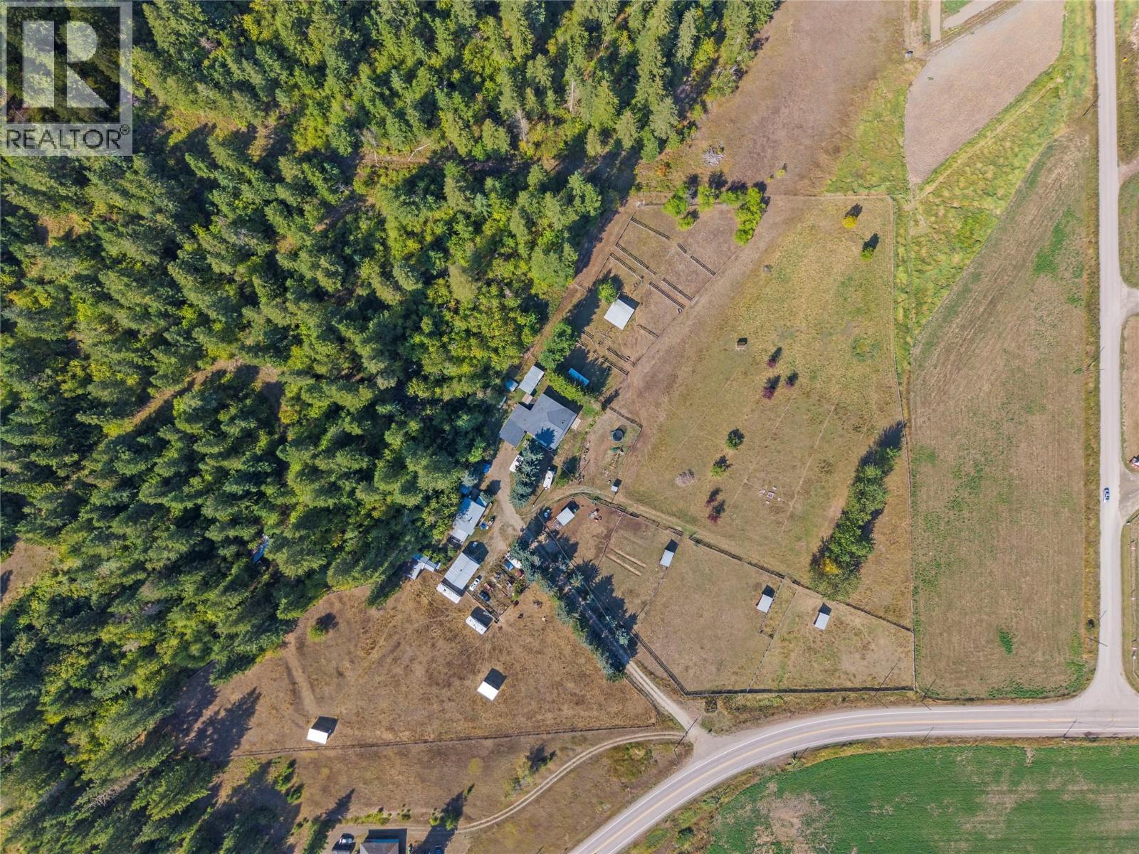 6778 97a Highway, Grindrod, British Columbia  V0E 1V0 - Photo 9 - 10399774