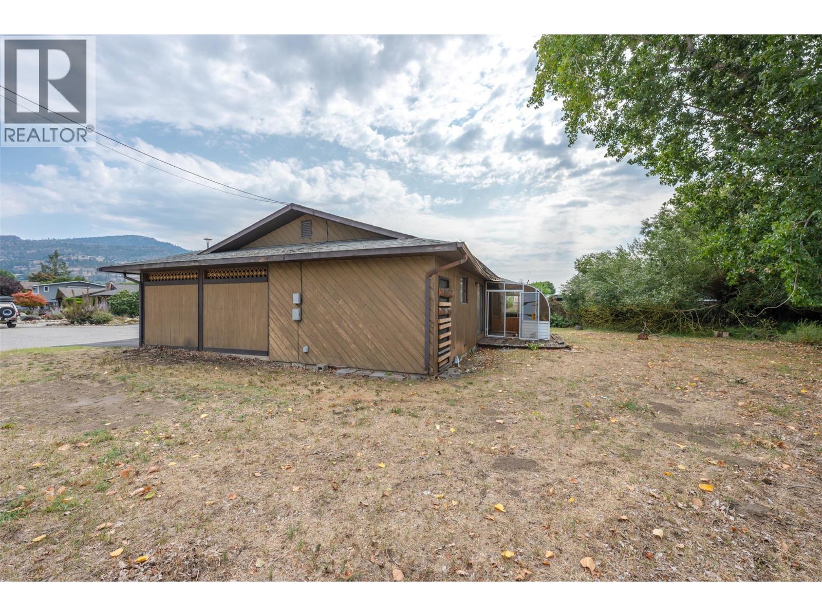 450 Green Avenue, Penticton, British Columbia  V2A 3T5 - Photo 10 - 10399676