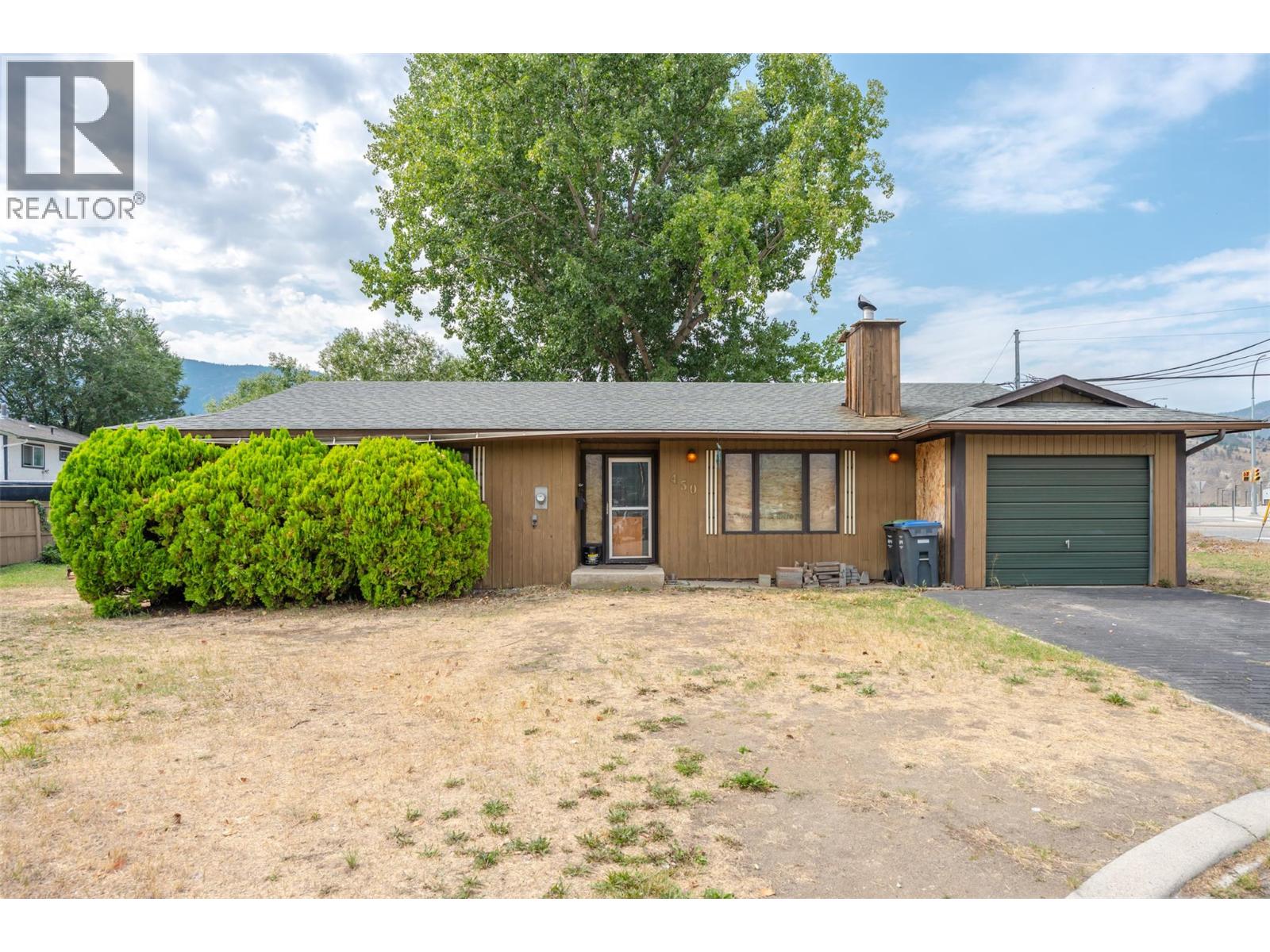 450 Green Avenue, Penticton, British Columbia  V2A 3T5 - Photo 4 - 10399676
