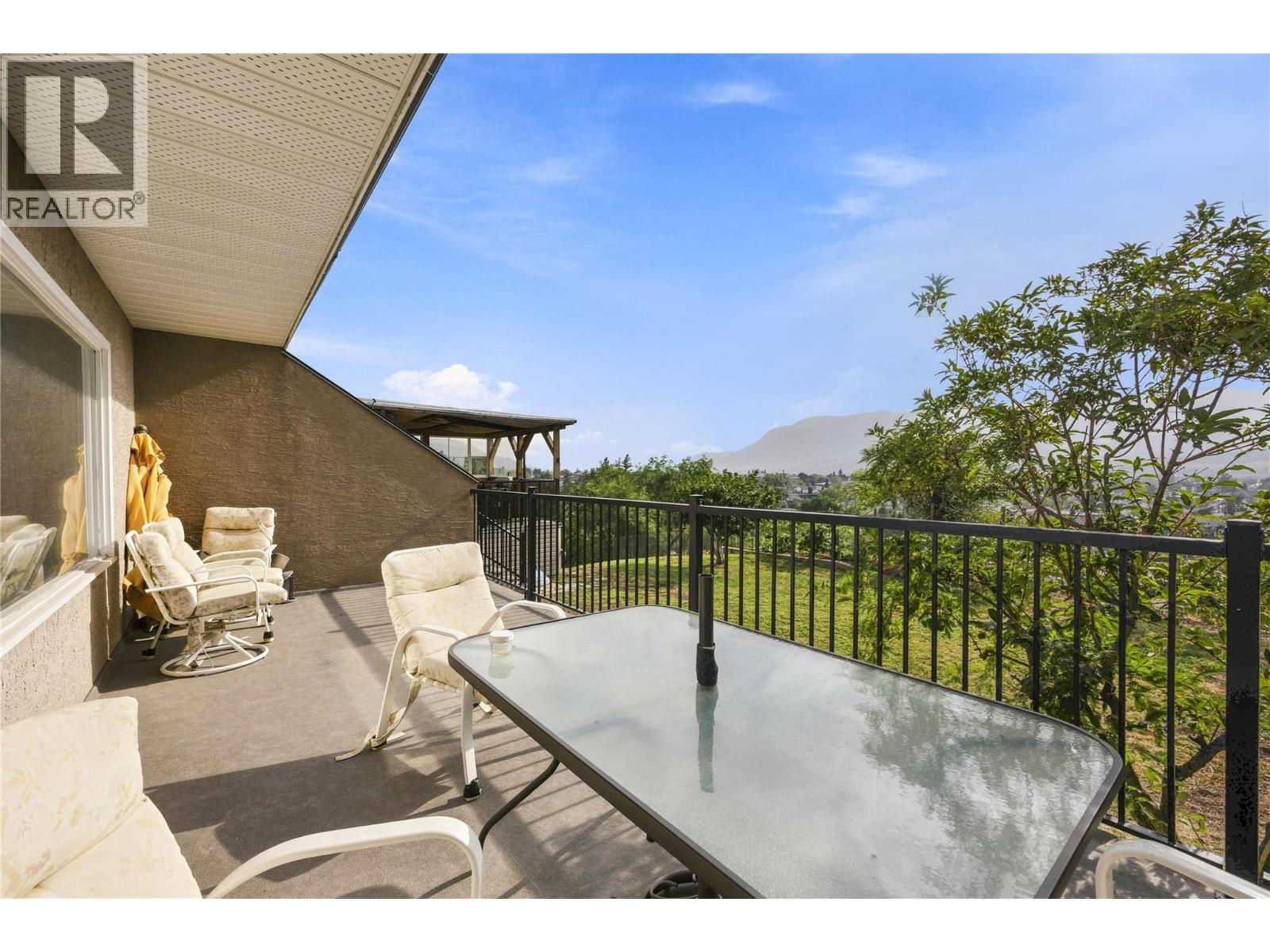 355 & 357 Gwyer Street, Penticton, British Columbia  V2A 1R2 - Photo 15 - 10399671