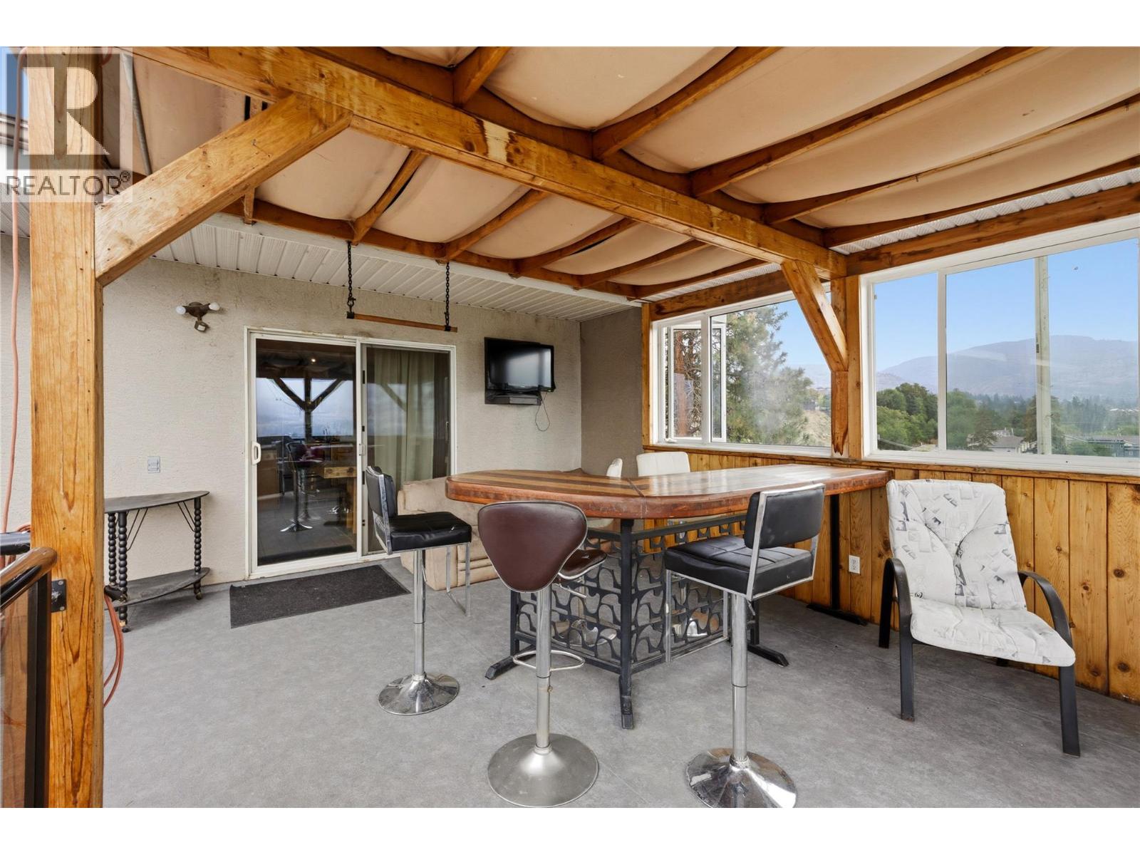 355 & 357 Gwyer Street, Penticton, British Columbia  V2A 1R2 - Photo 47 - 10399671