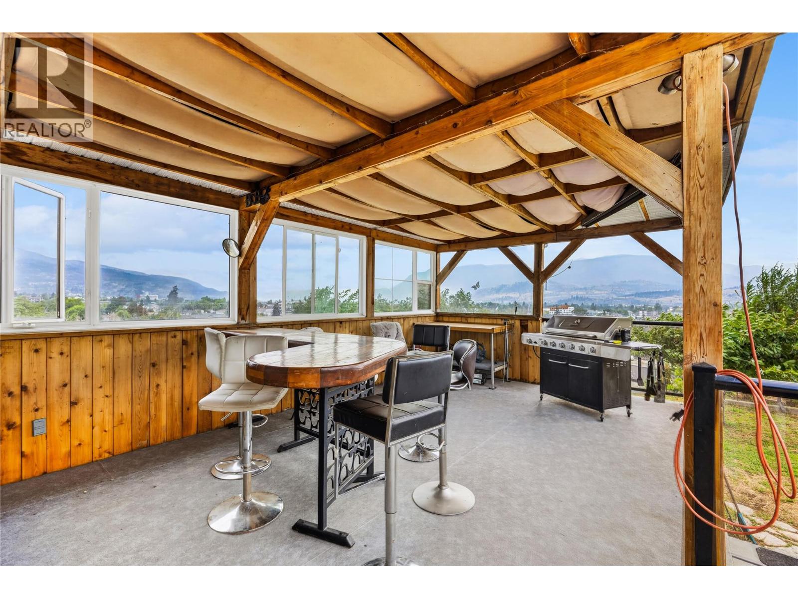 355 & 357 Gwyer Street, Penticton, British Columbia  V2A 1R2 - Photo 48 - 10399671