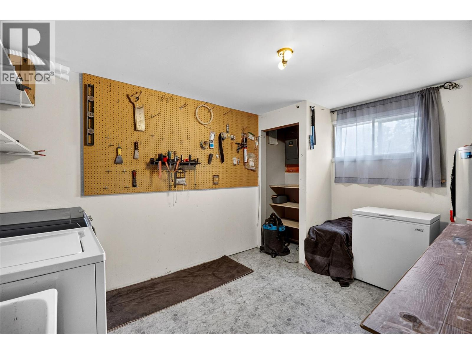 355 & 357 Gwyer Street, Penticton, British Columbia  V2A 1R2 - Photo 57 - 10399671