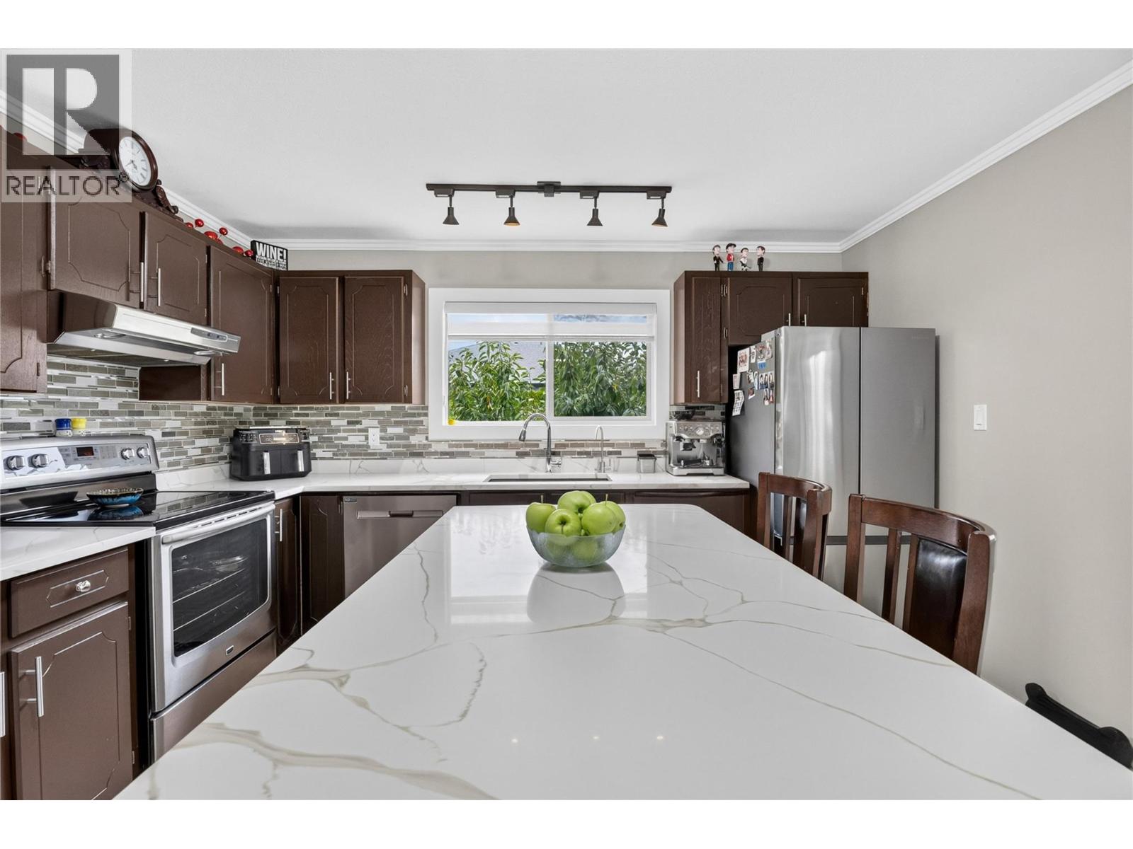 11304 Dunsdon Crescent, Summerland, British Columbia  V0H 1Z0 - Photo 9 - 10399645