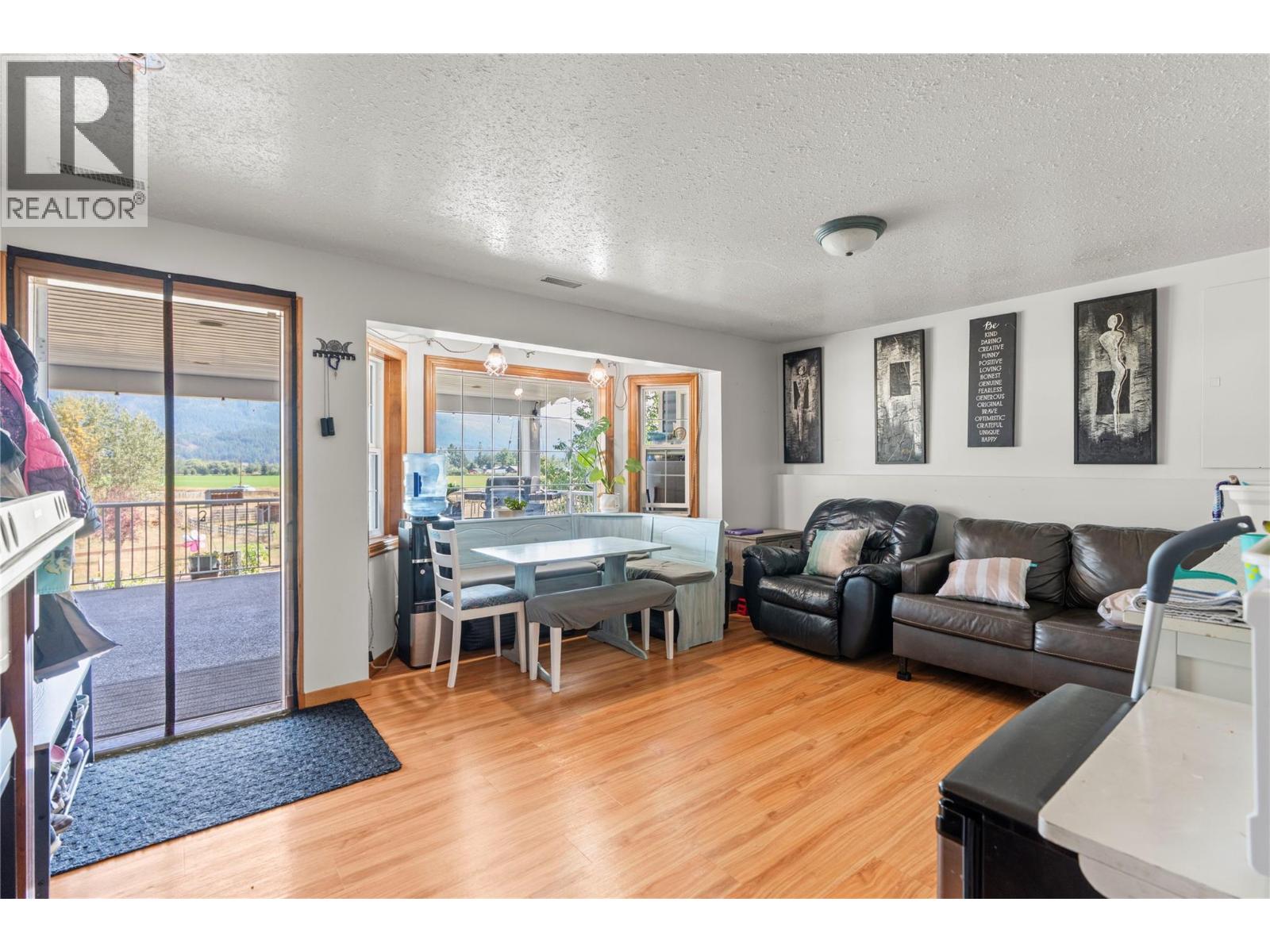 6778 97a Highway, Grindrod, British Columbia  V0E 1V0 - Photo 38 - 10399234