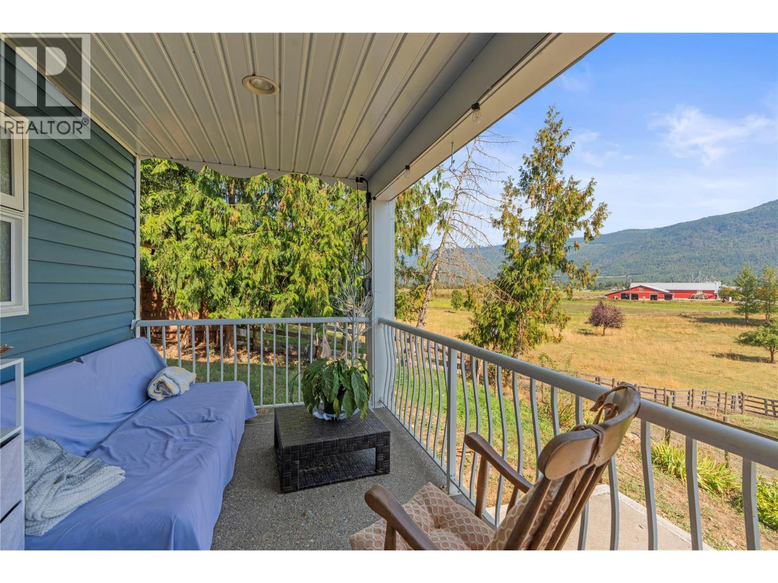 6778 97a Highway, Grindrod, British Columbia  V0E 1V0 - Photo 41 - 10399234
