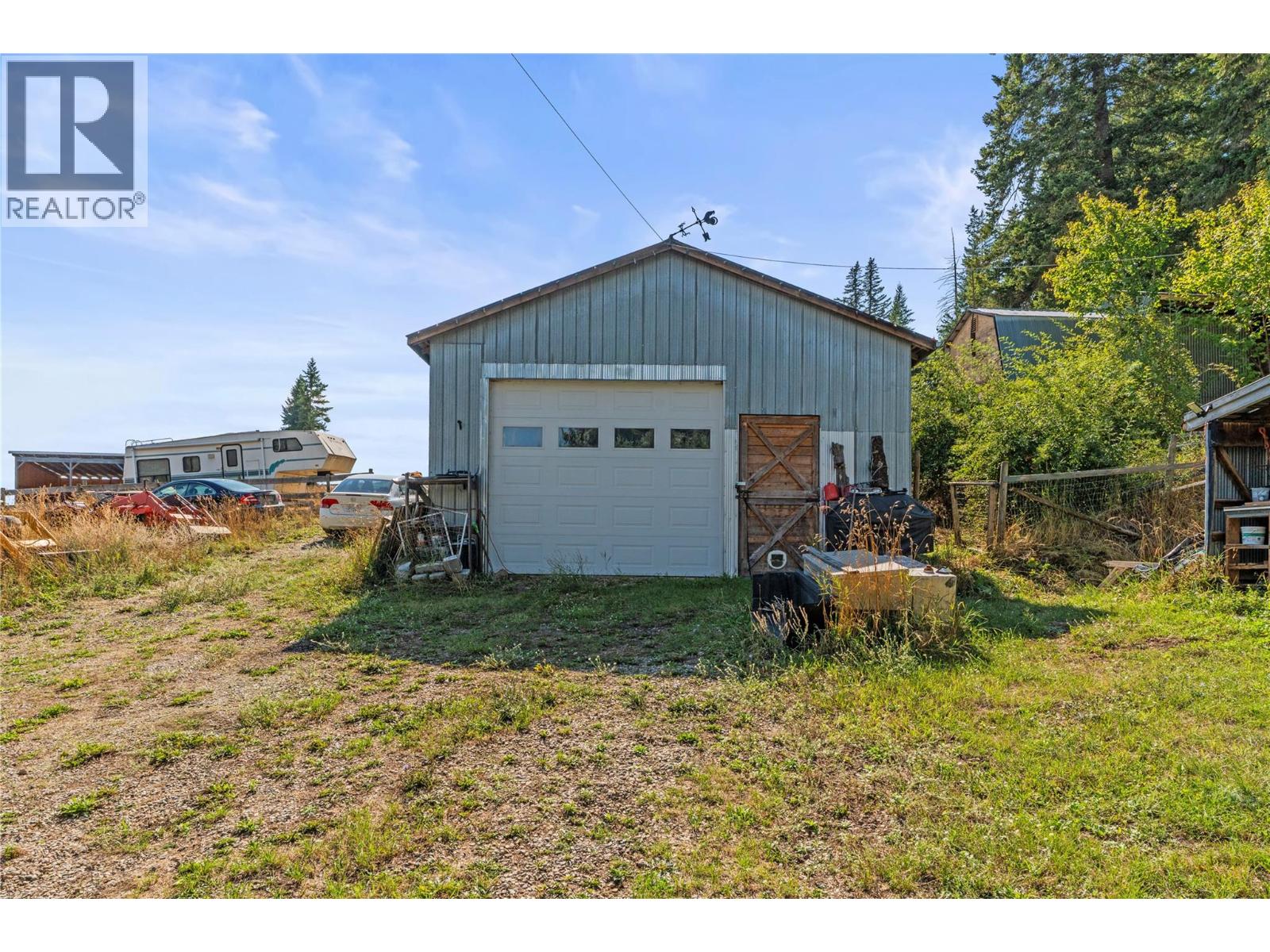 6778 97a Highway, Grindrod, British Columbia  V0E 1V0 - Photo 68 - 10399234