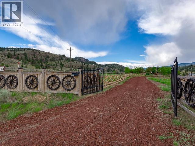 5208 Trans Canada Highway, Kamloops, British Columbia  V1S 2A5 - Photo 11 - 10399415