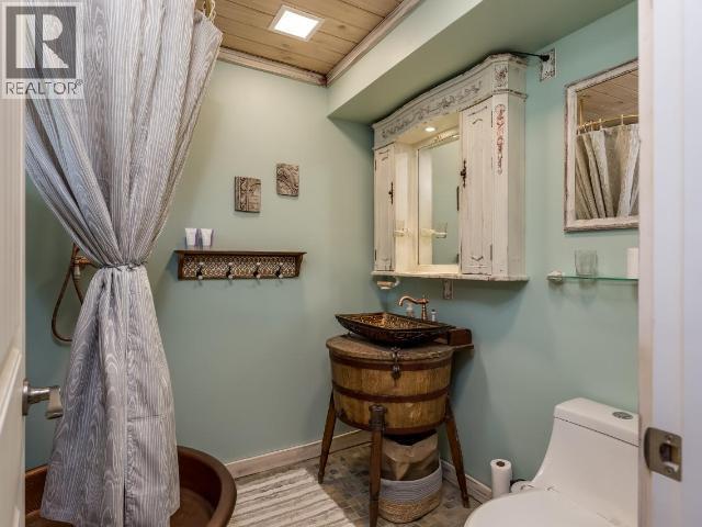 5208 Trans Canada Highway, Kamloops, British Columbia  V1S 2A5 - Photo 23 - 10399415