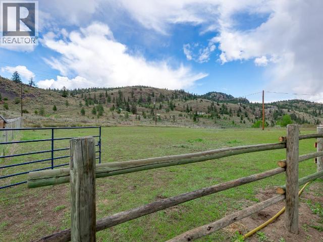 5208 Trans Canada Highway, Kamloops, British Columbia  V1S 2A5 - Photo 38 - 10399415