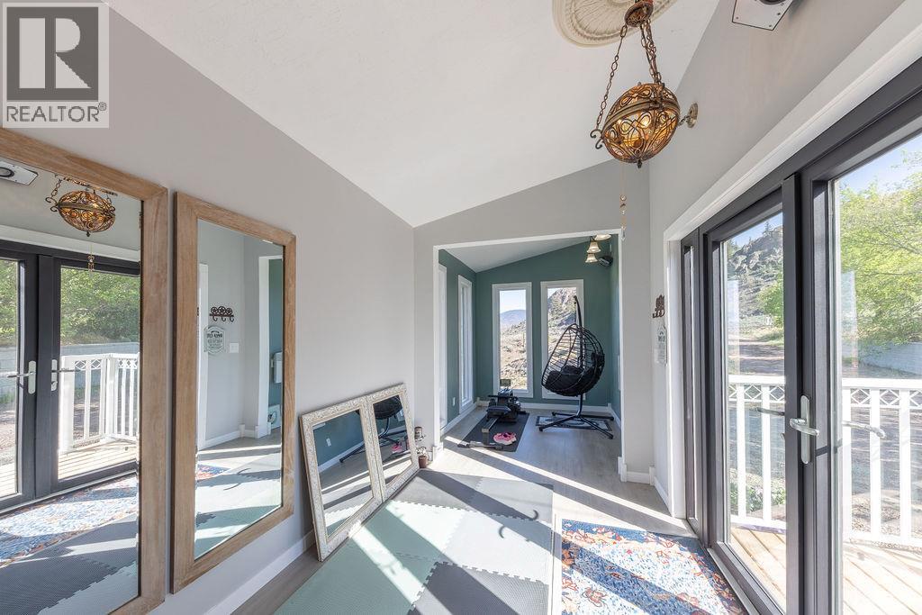 5208 Trans Canada Highway, Kamloops, British Columbia  V1S 2A5 - Photo 54 - 10399415