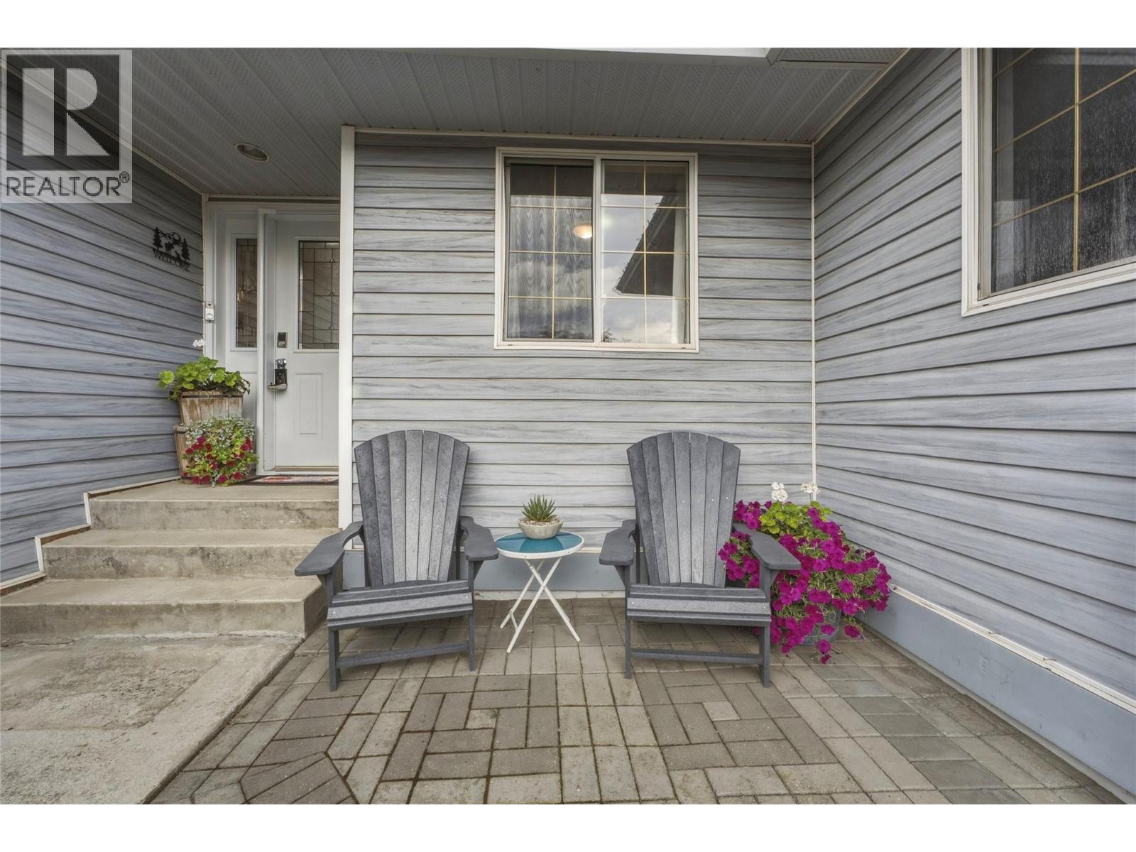 2419 Bradley Drive, Armstrong, British Columbia  V0E 1B1 - Photo 2 - 10399653
