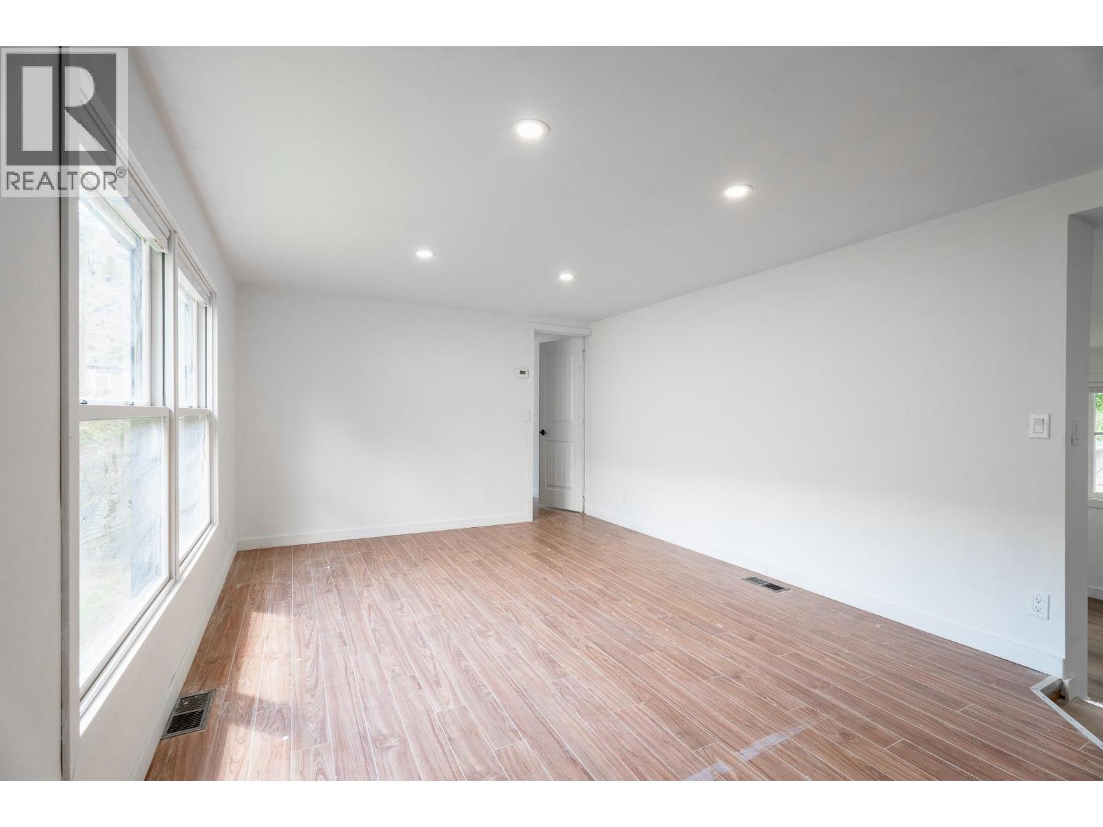 1175 Rose Hill Road Unit# 74, Kamloops, British Columbia  V2B 0B6 - Photo 22 - 10399753