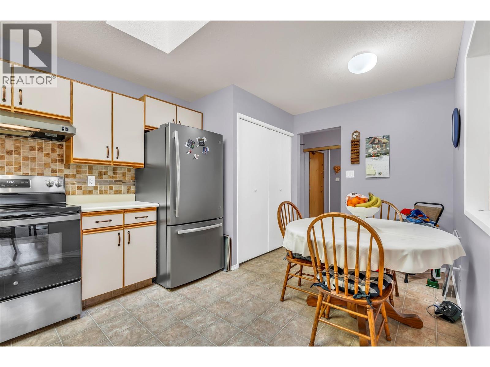 272 Green Avenue W Unit# 402, Penticton, British Columbia  V2A 3T2 - Photo 6 - 10399762