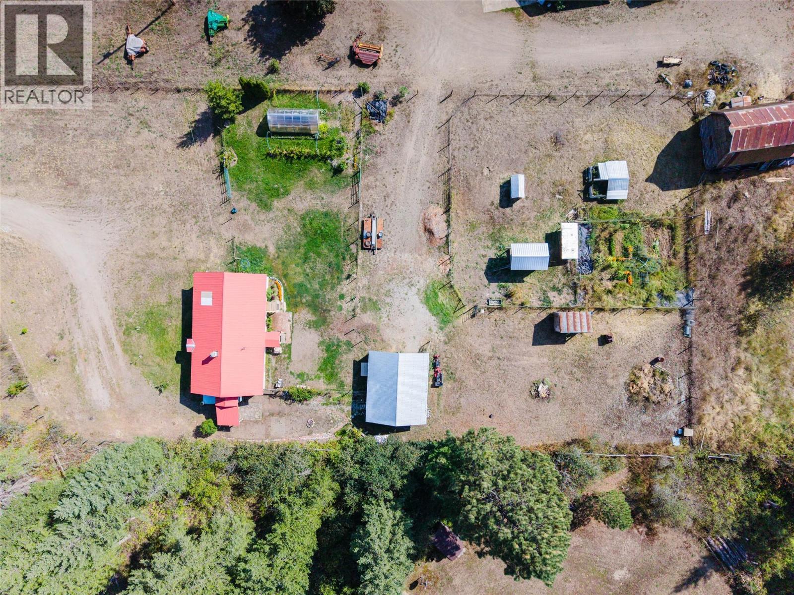 6352 Highway 3 Highway, Salmo, British Columbia  V0G 1Z0 - Photo 26 - 10399408