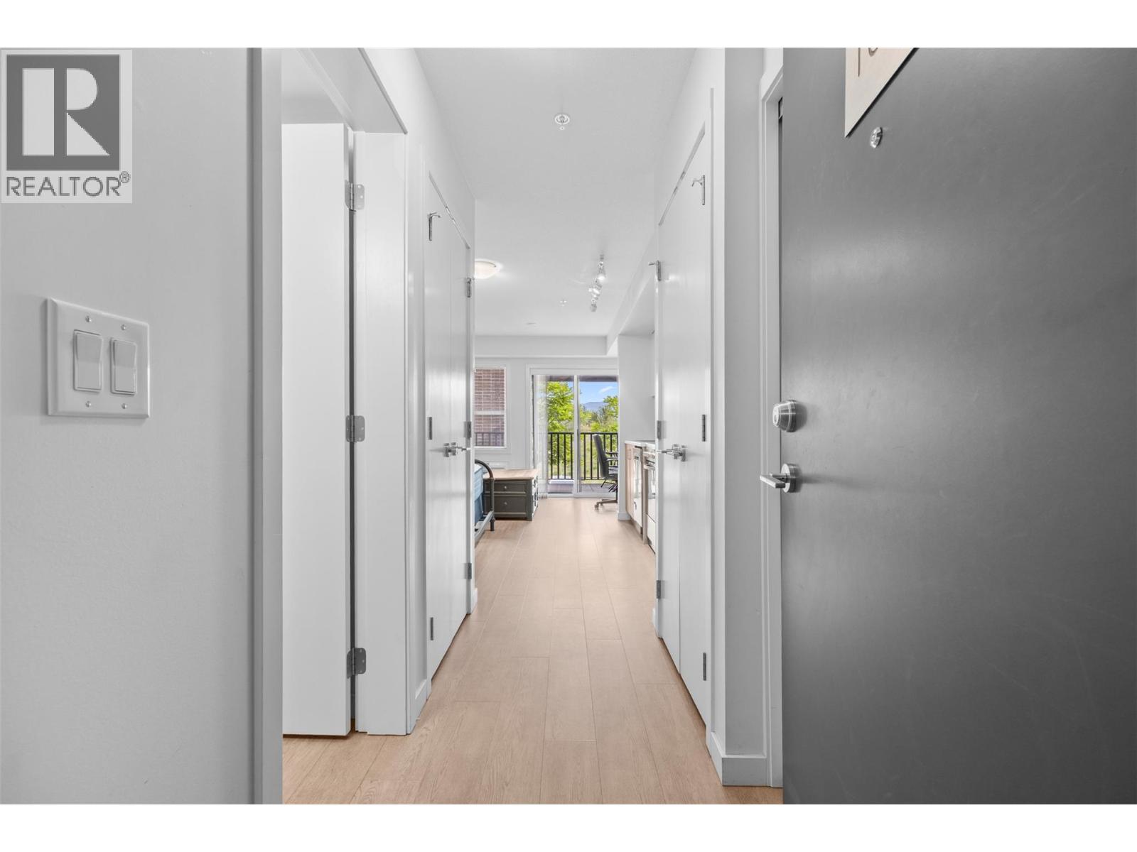 625 Academy Way Unit# 103, Kelowna, British Columbia  V1V 0E3 - Photo 2 - 10399795