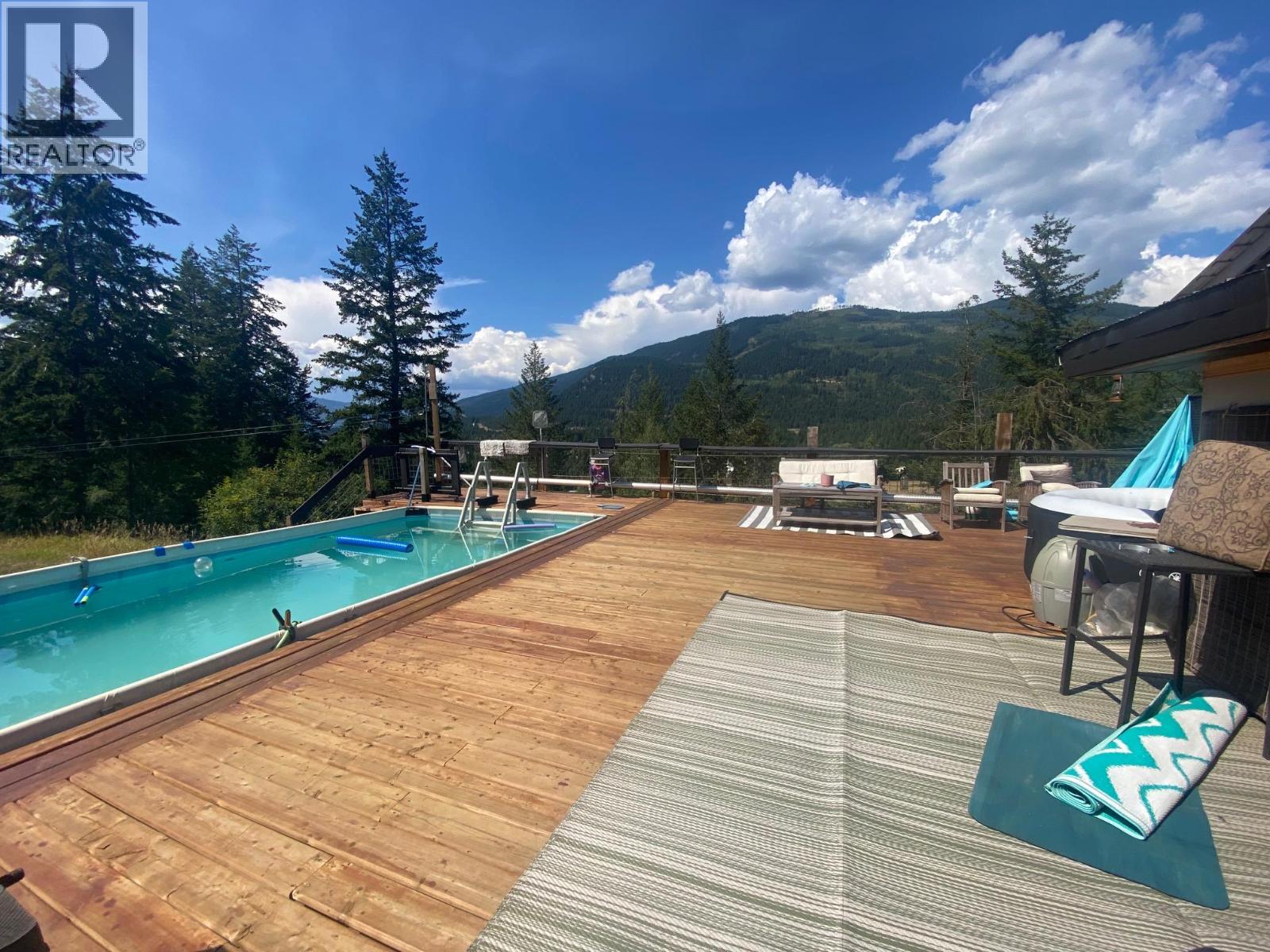 3320 Birch Island Lost Creek Road, Clearwater, British Columbia  V0E 3A0 - Photo 1 - 10399804
