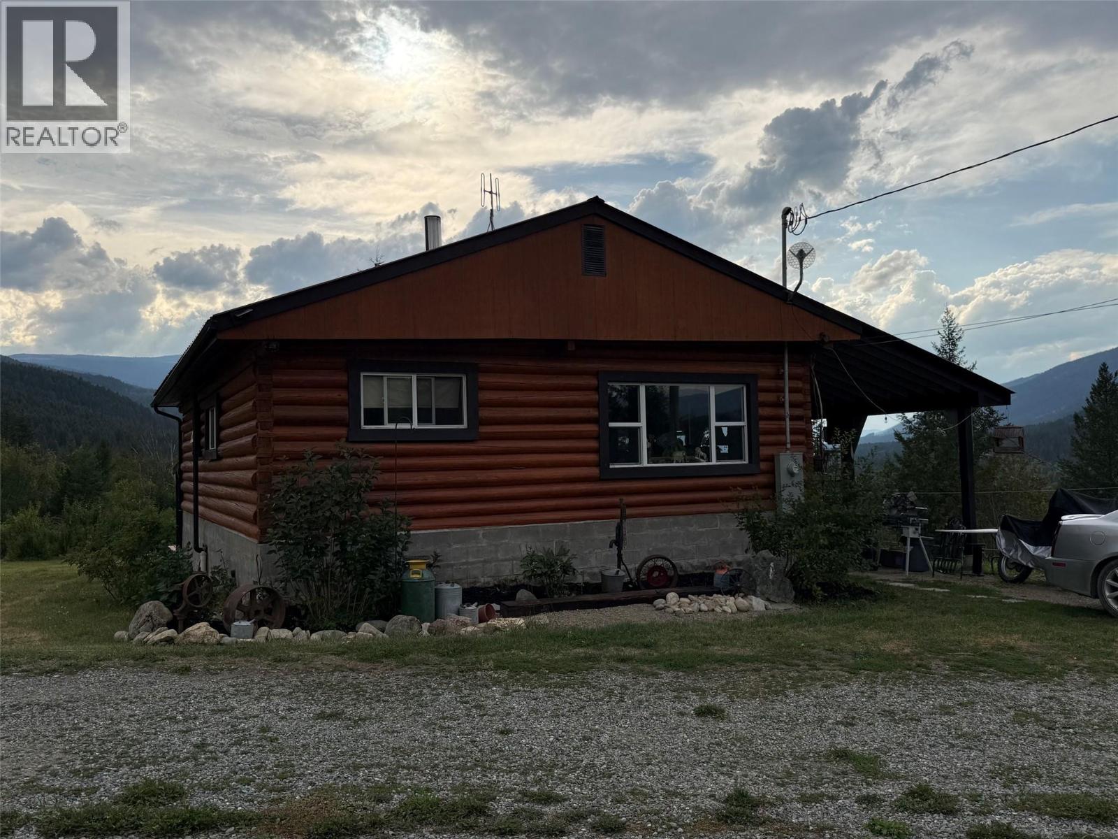 3320 Birch Island Lost Creek Road, Clearwater, British Columbia  V0E 3A0 - Photo 35 - 10399804