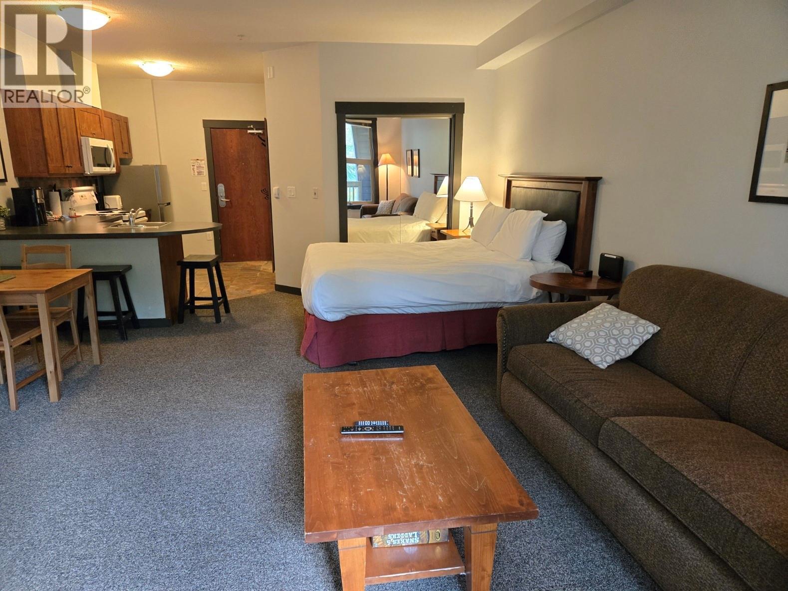2070 Summit Drive Unit# 201b, Panorama, British Columbia  V0A 1T0 - Photo 6 - 10399670