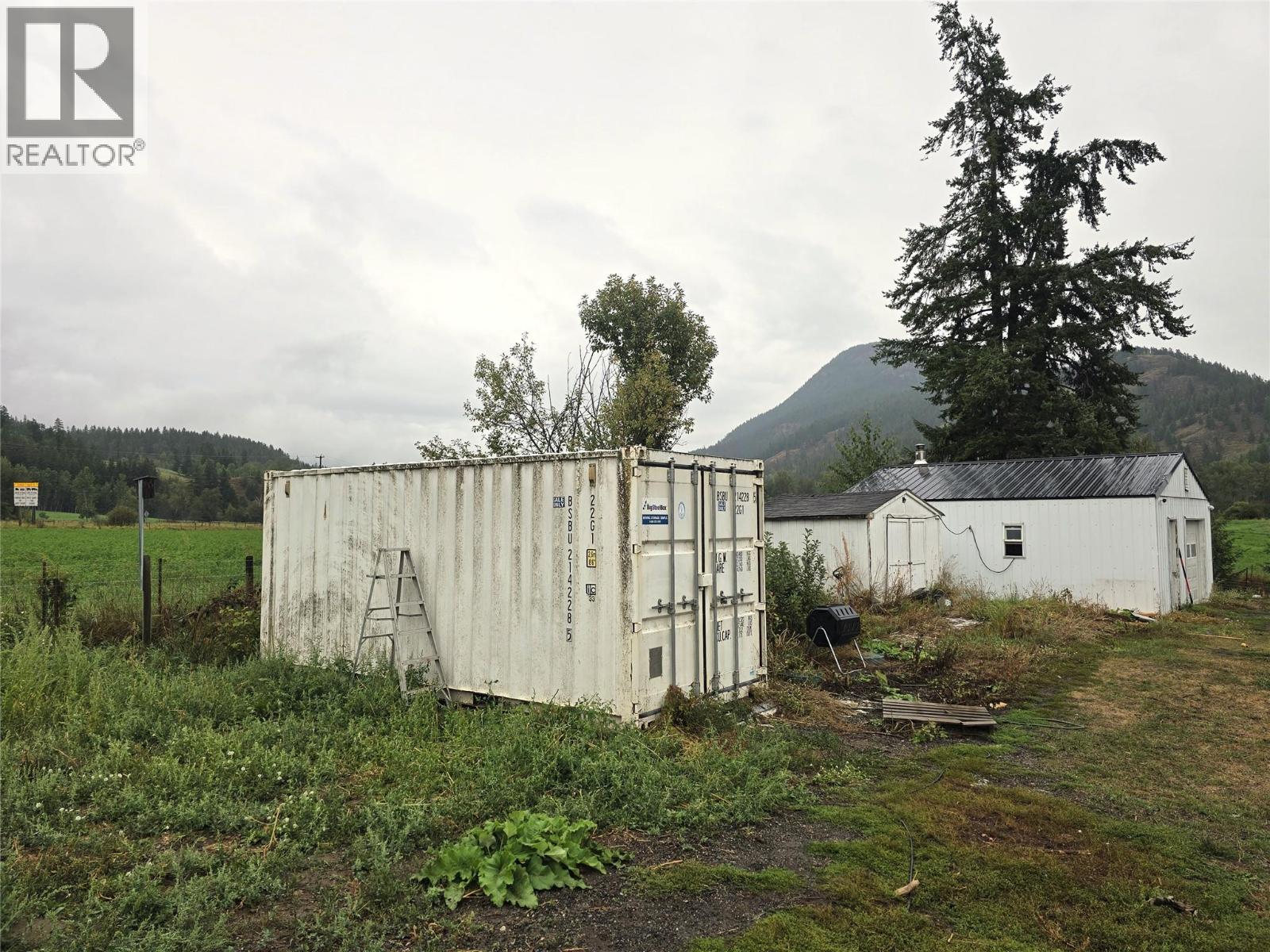 197 24 Highway, Little Fort, British Columbia  V0E 2C0 - Photo 27 - 10399831