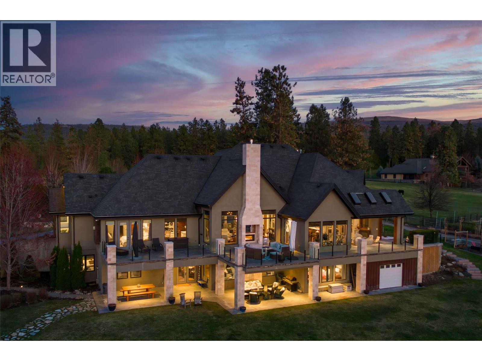 3990 Fairwinds Court, Kelowna, British Columbia  V1W 4G1 - Photo 1 - 10399792