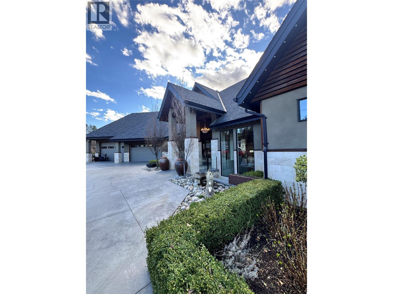 3990 Fairwinds Court, Kelowna, British Columbia  V1W 4G1 - Photo 12 - 10399792