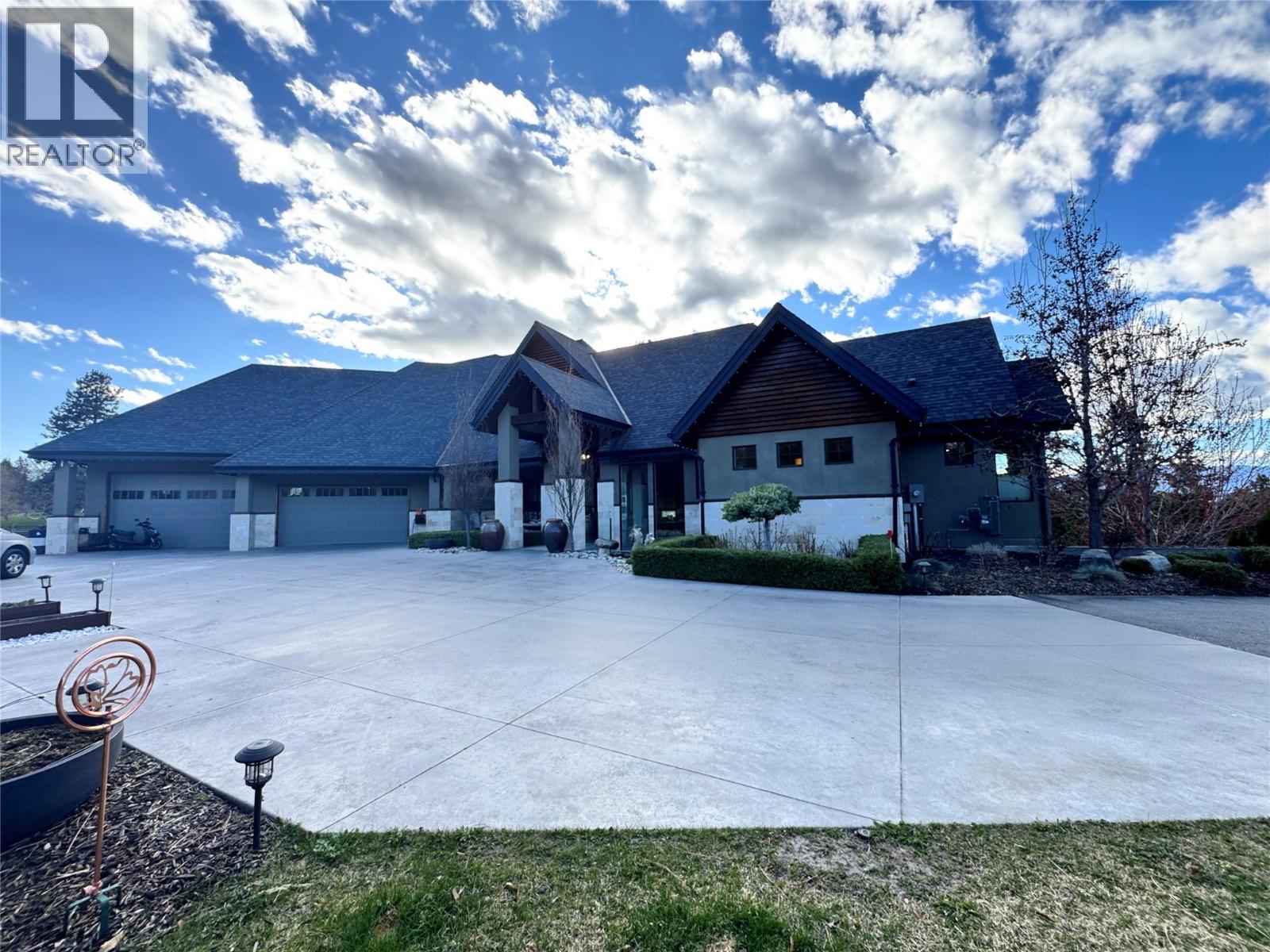 3990 Fairwinds Court, Kelowna, British Columbia  V1W 4G1 - Photo 14 - 10399792