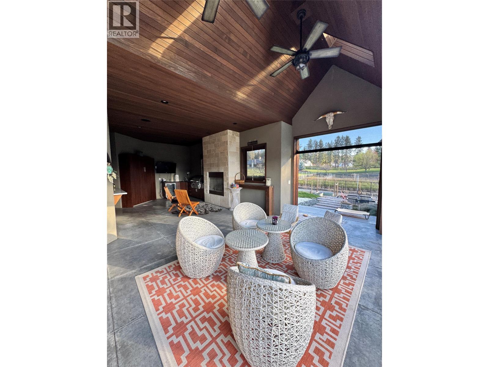 3990 Fairwinds Court, Kelowna, British Columbia  V1W 4G1 - Photo 44 - 10399792