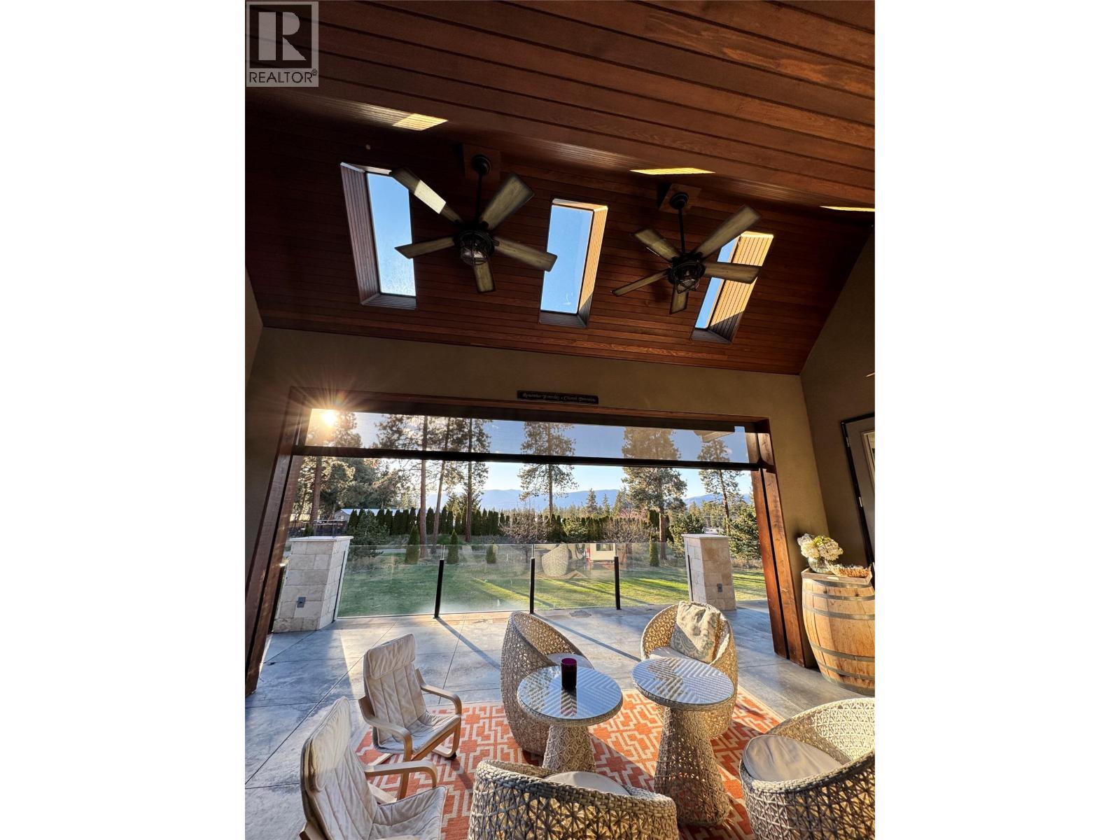 3990 Fairwinds Court, Kelowna, British Columbia  V1W 4G1 - Photo 48 - 10399792