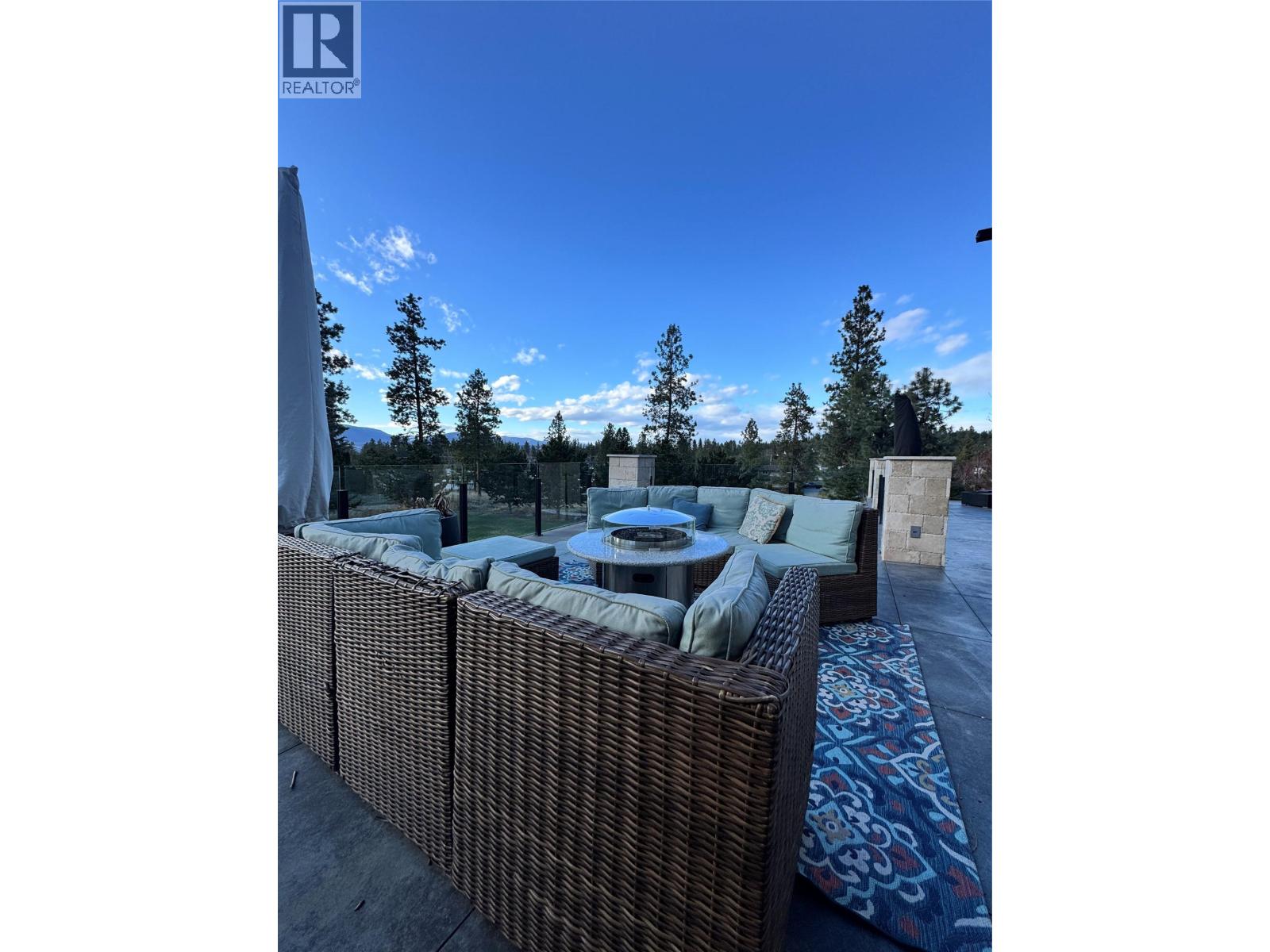 3990 Fairwinds Court, Kelowna, British Columbia  V1W 4G1 - Photo 52 - 10399792