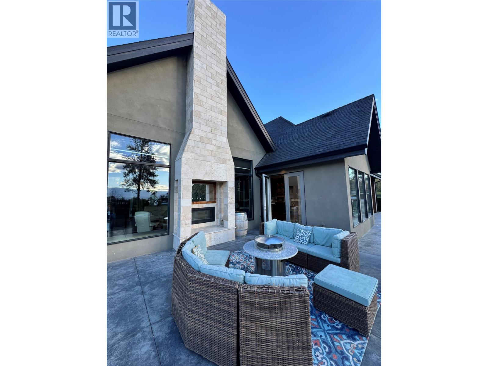 3990 Fairwinds Court, Kelowna, British Columbia  V1W 4G1 - Photo 54 - 10399792