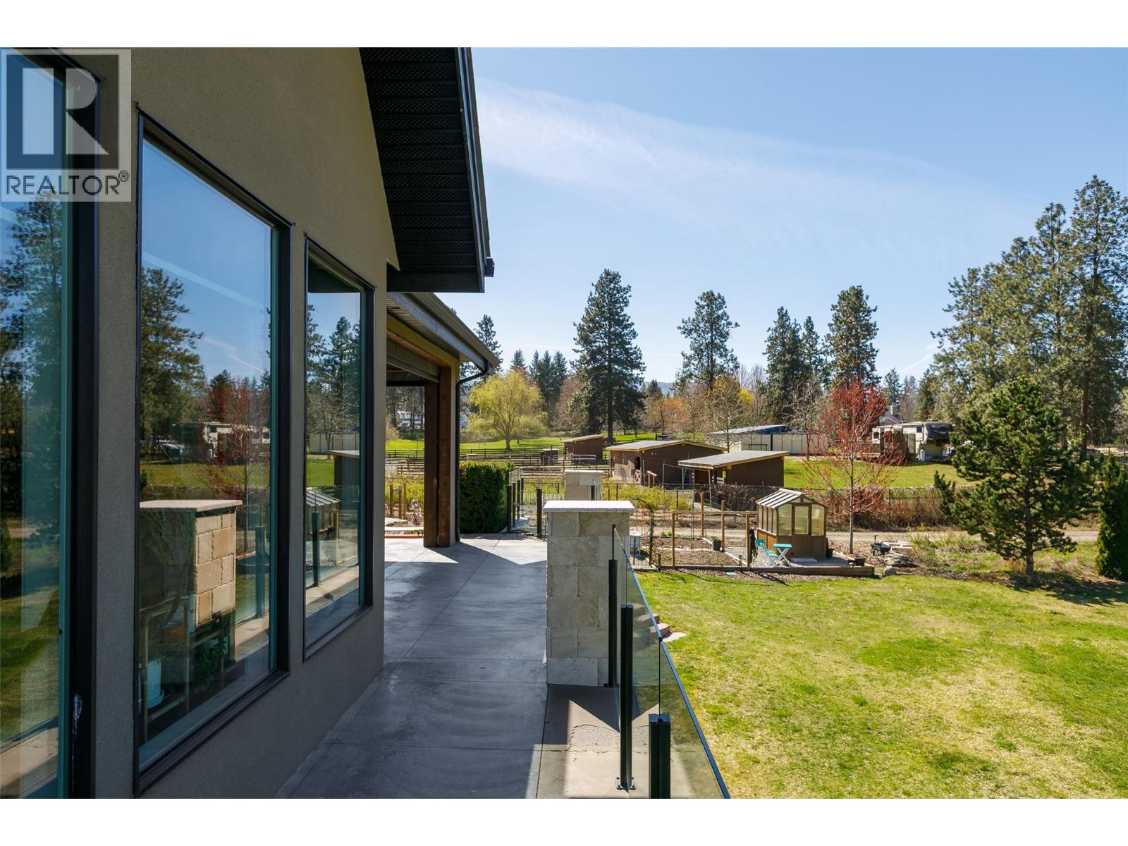 3990 Fairwinds Court, Kelowna, British Columbia  V1W 4G1 - Photo 58 - 10399792