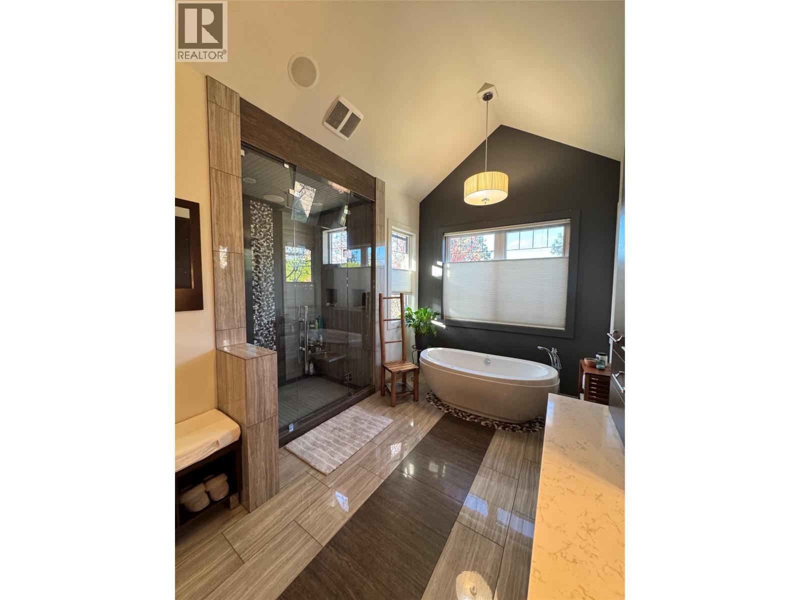 3990 Fairwinds Court, Kelowna, British Columbia  V1W 4G1 - Photo 71 - 10399792